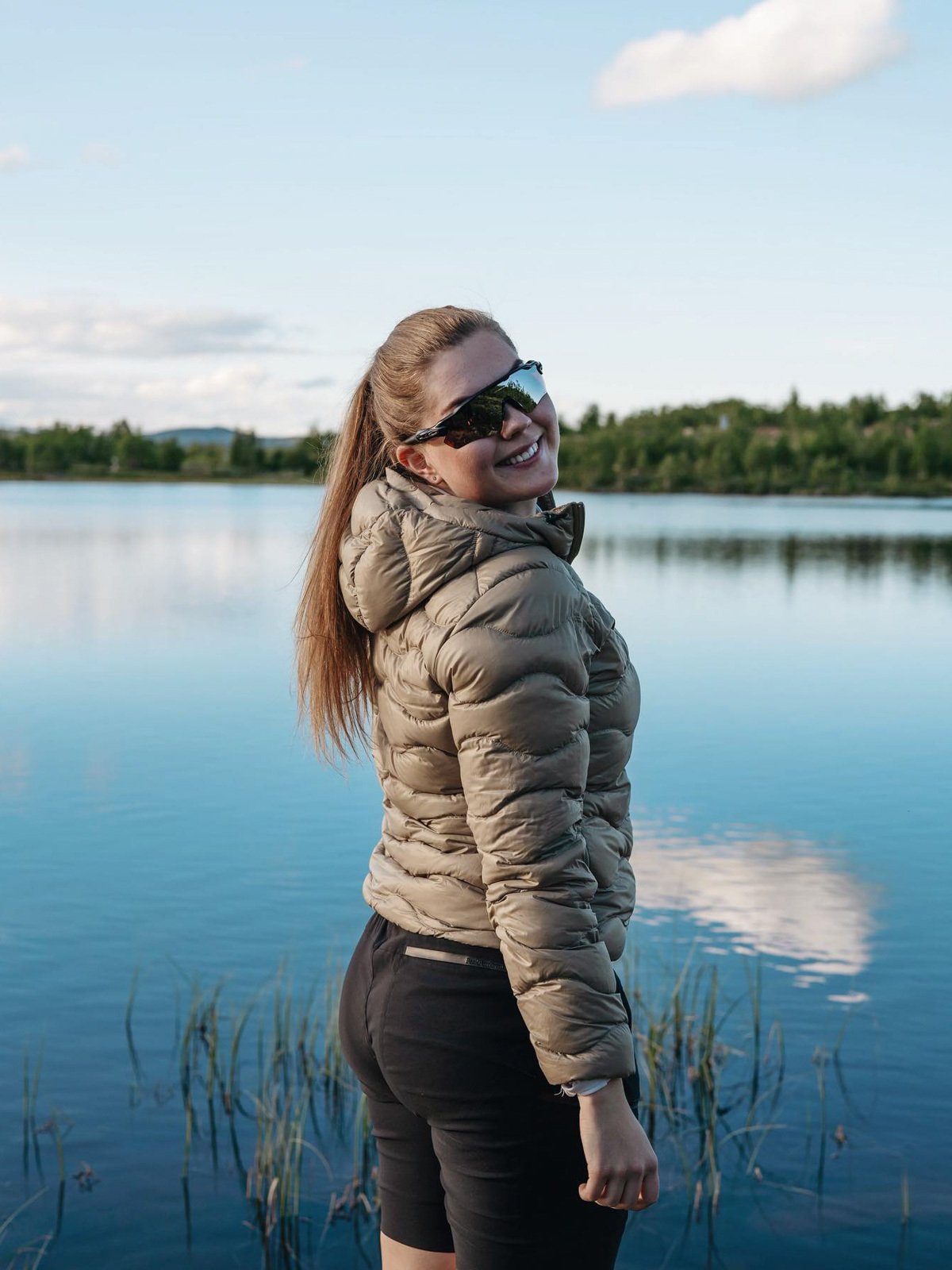 Peak Performance Helium Hood Jacket True Beige