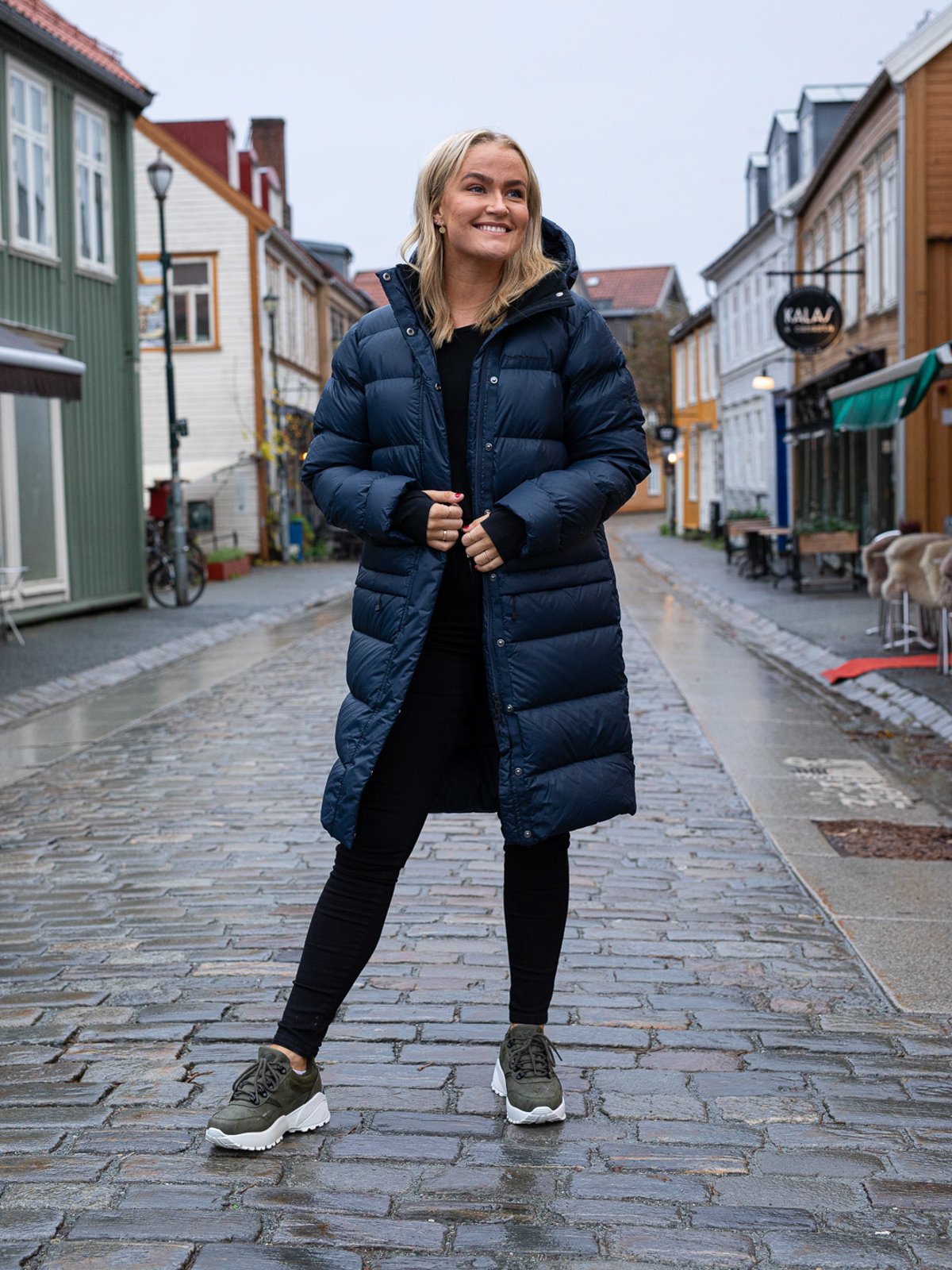 Peak Performance Frost Down Coat Blue Shadow