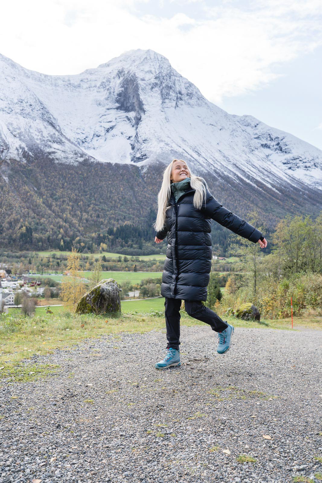 Peak Performance Frost Down Coat Black