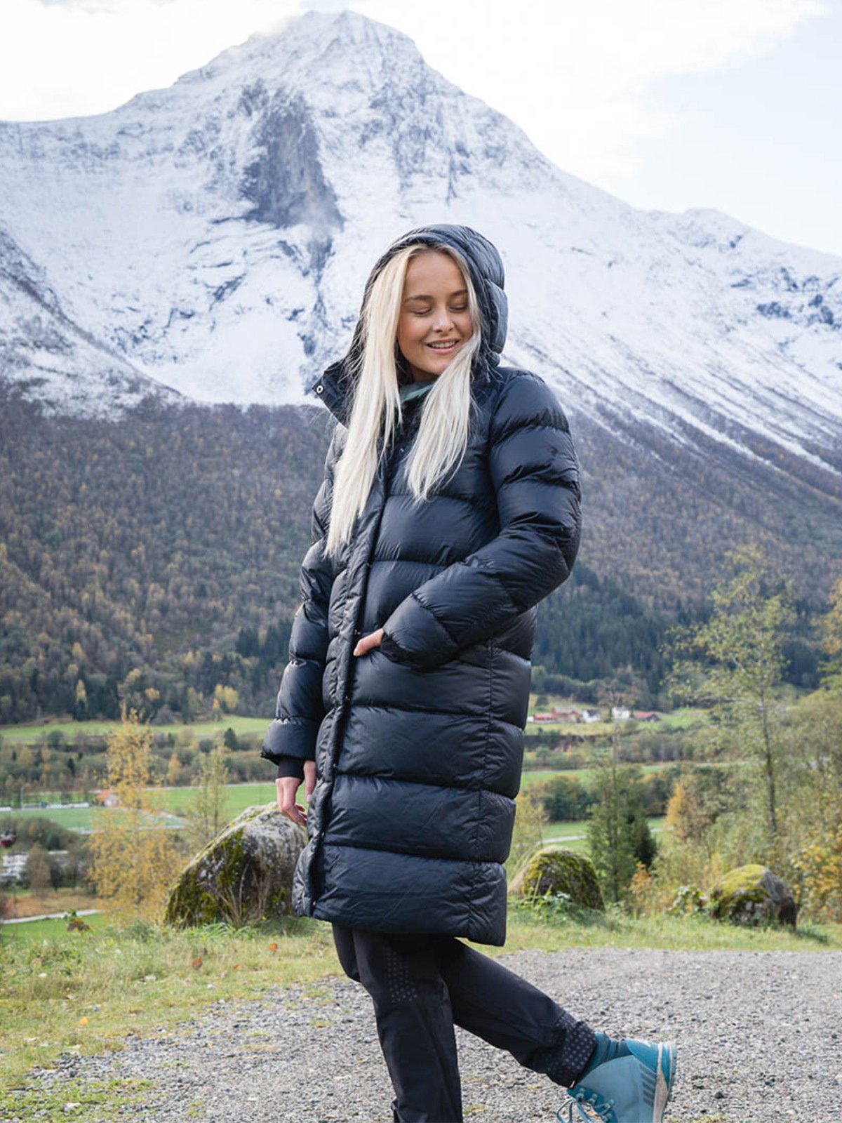 Peak Performance Frost Down Coat Black