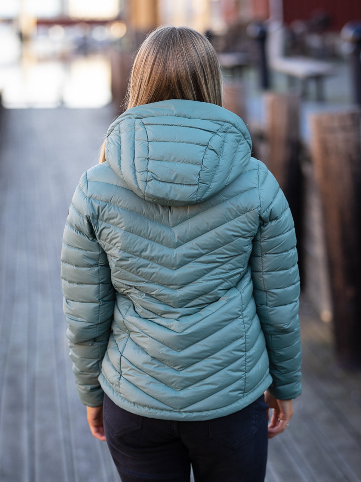 Peak Performance Frost Down Hood Jacket Fells view