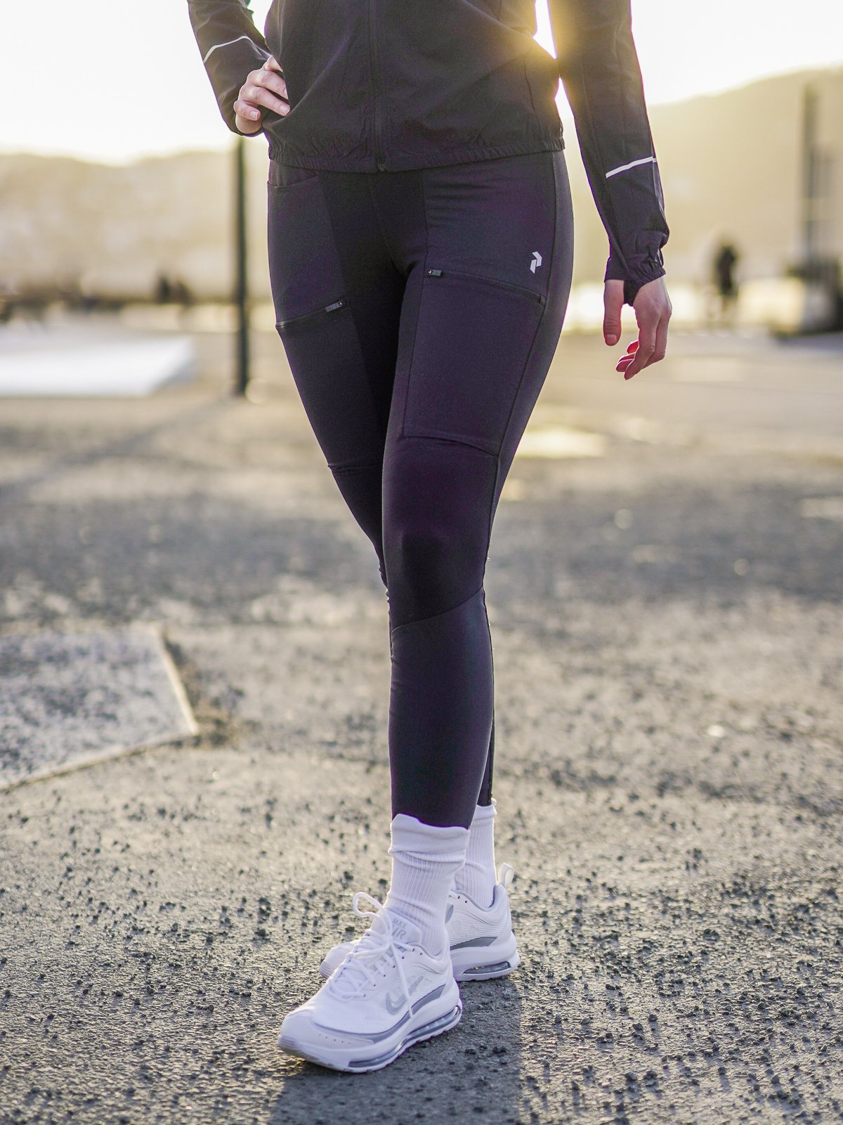 Peak Performance Track Tights Black