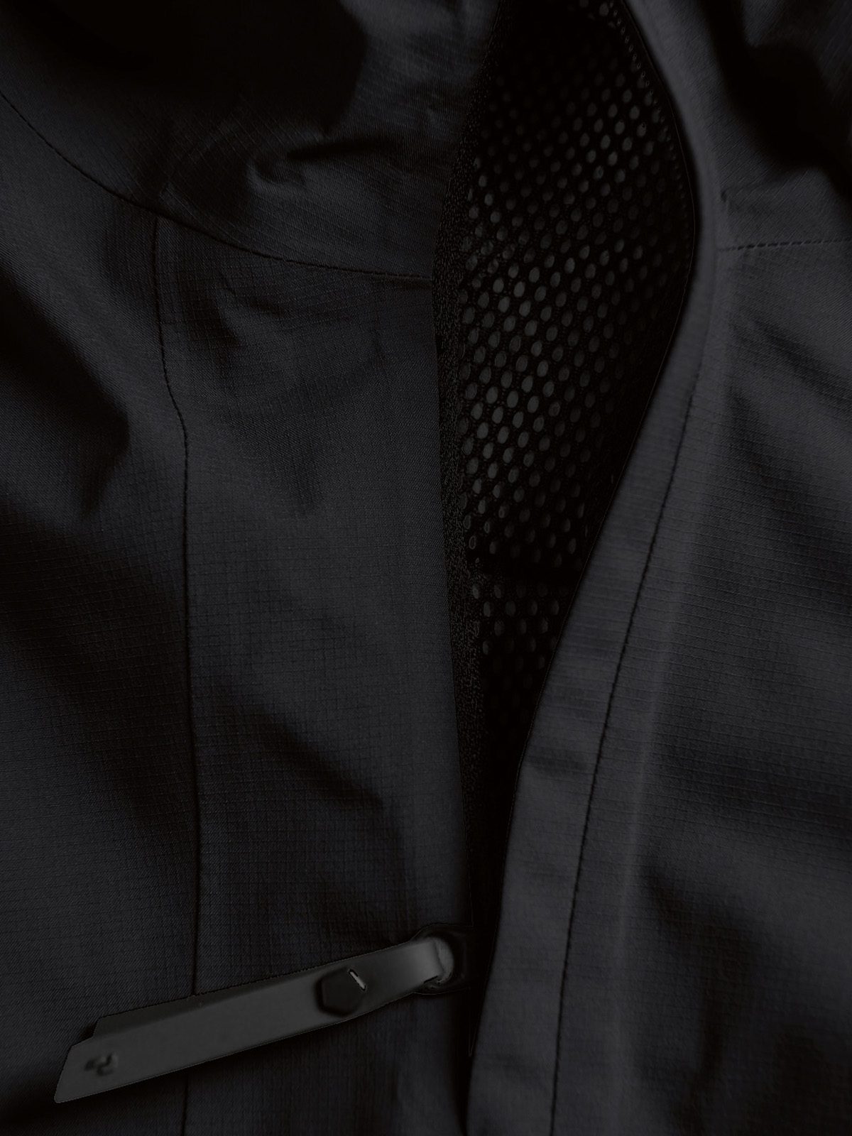 Peak Performance W Nightbreak Jacket Black