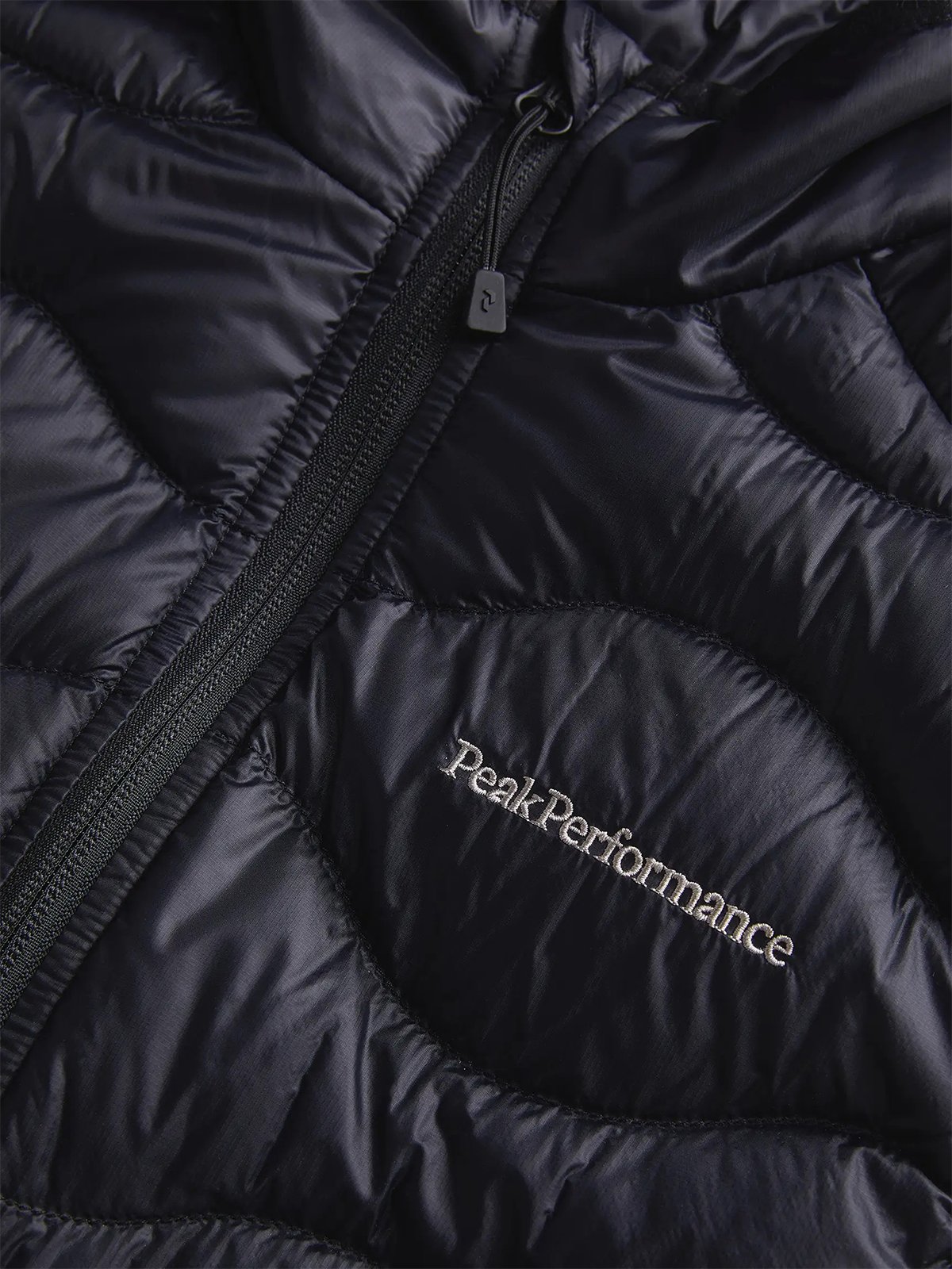 Peak Performance W Helium Down Vest Black