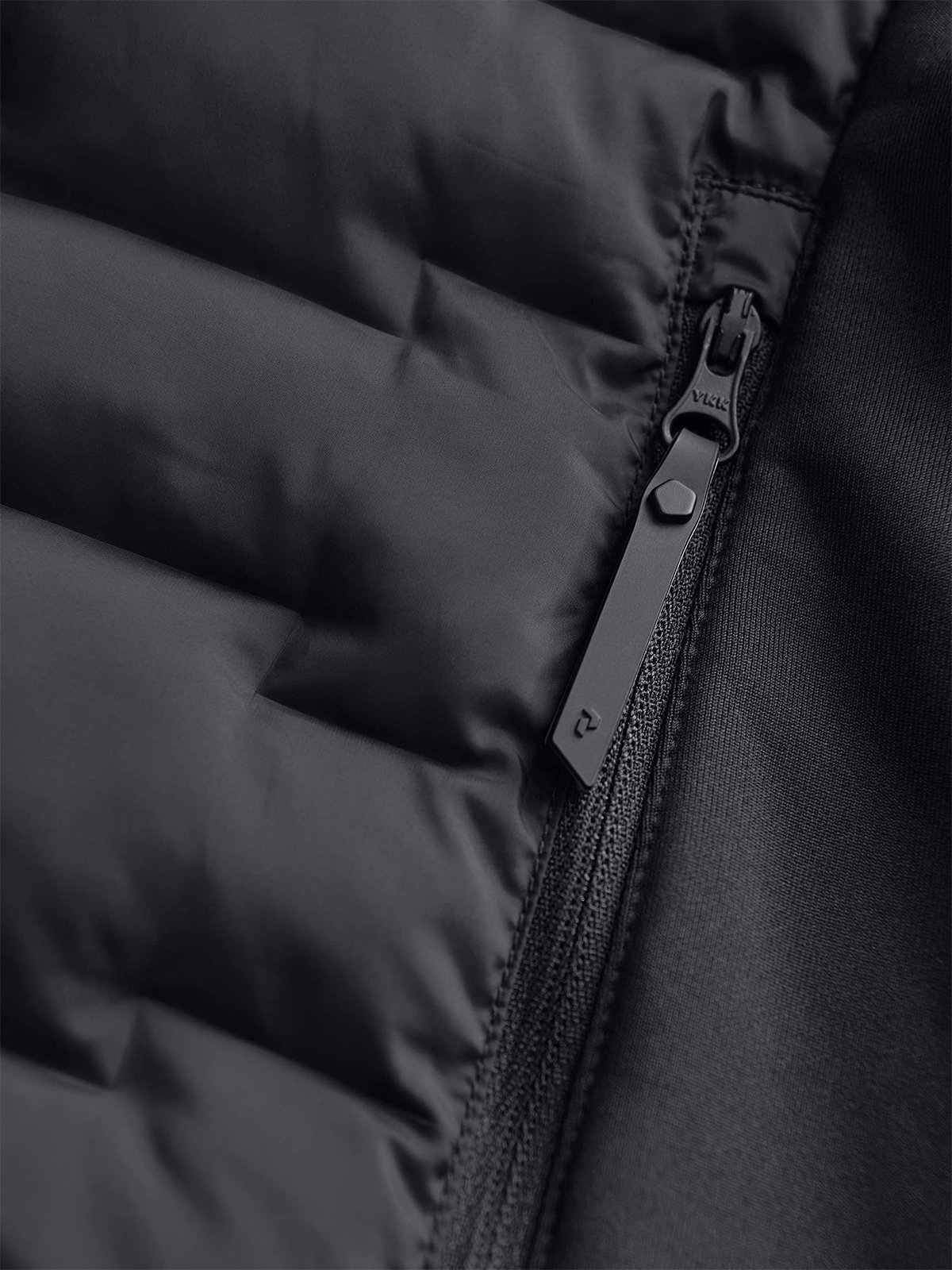 Peak Performance W Argon Hybrid Hood Black