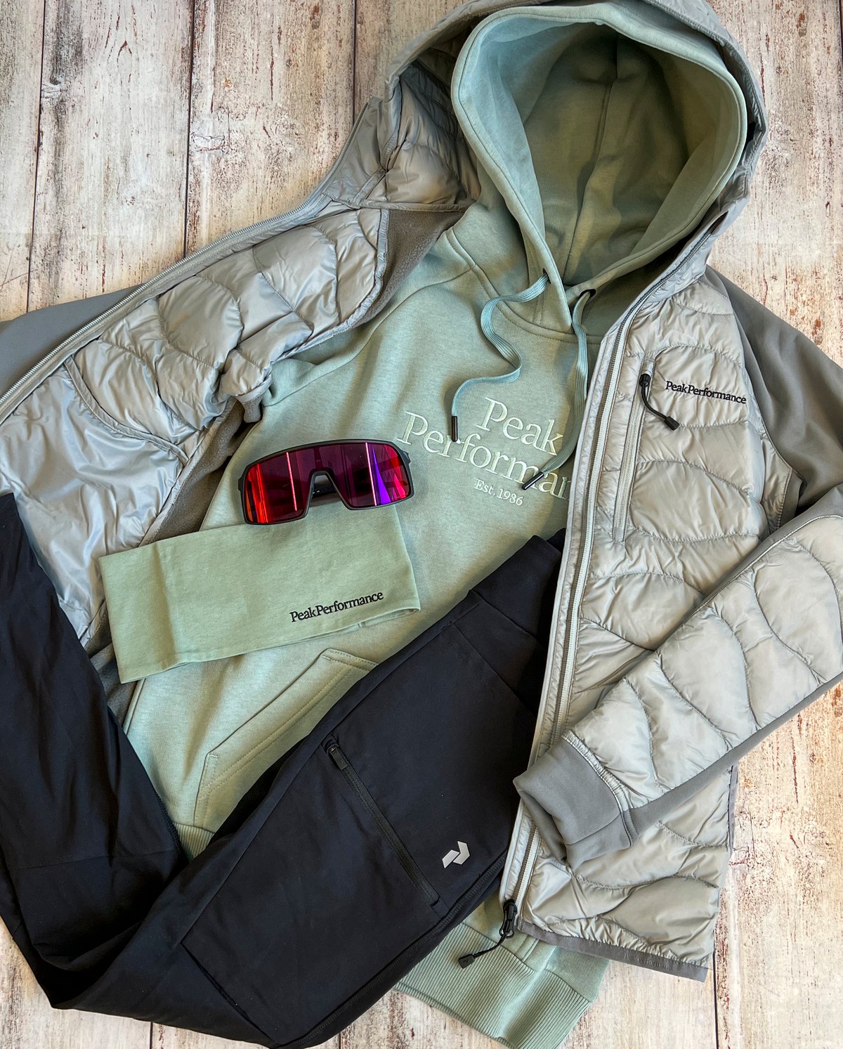 Peak Performance W Helium Down Hybrid Hood J Soud Mist / Grey Melange