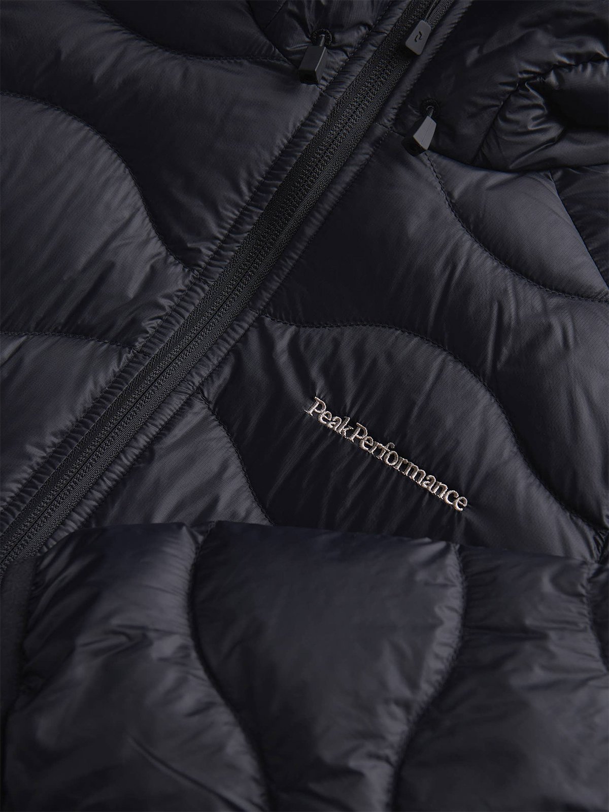 Peak Performance W Helium Down Hood Jacket Black