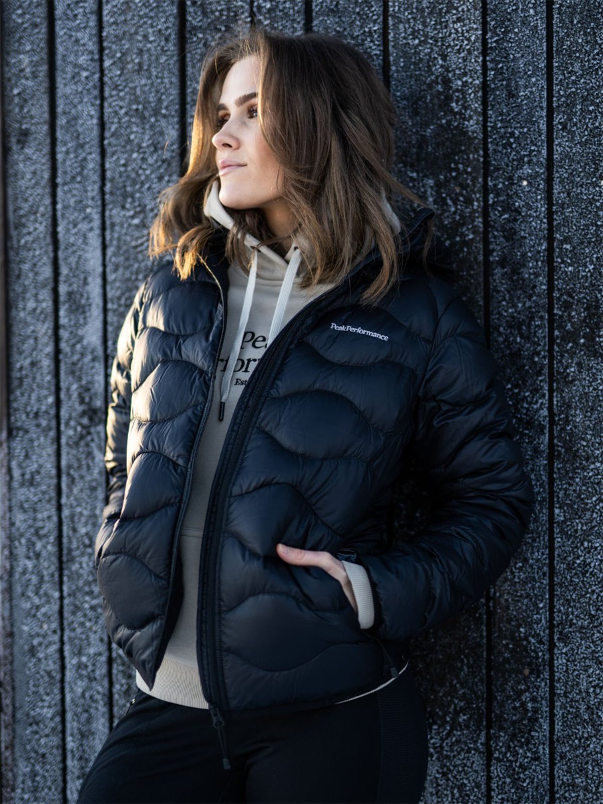 Peak Performance W Helium Down Hood Jacket Black
