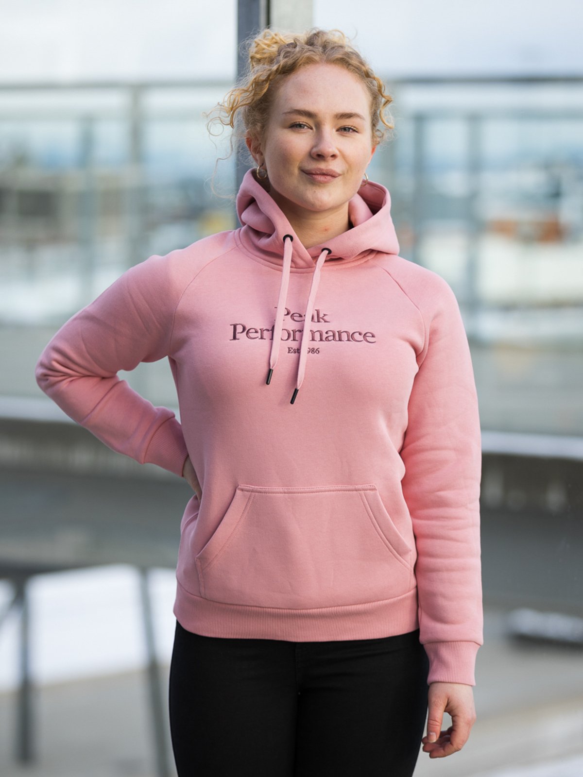 Peak Performance W Original Hood Warm Blush