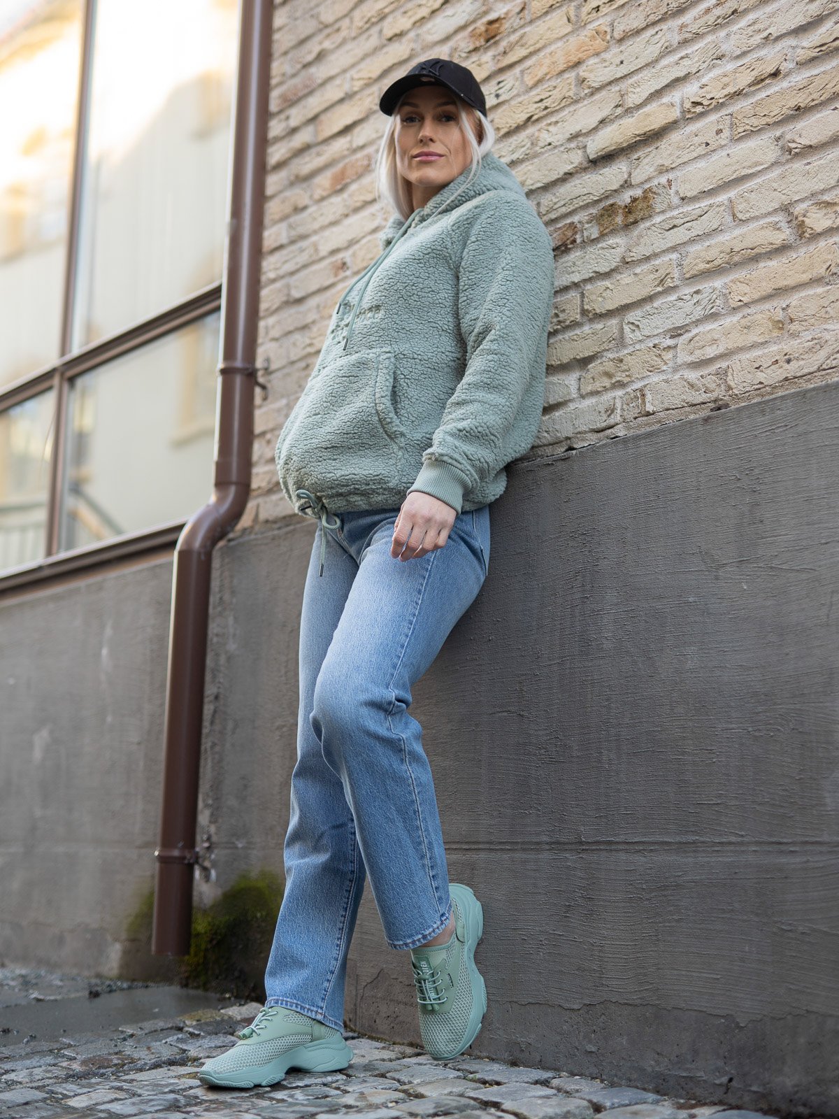 Peak Performance W Original Pile Half Zip Hood Ashen Green