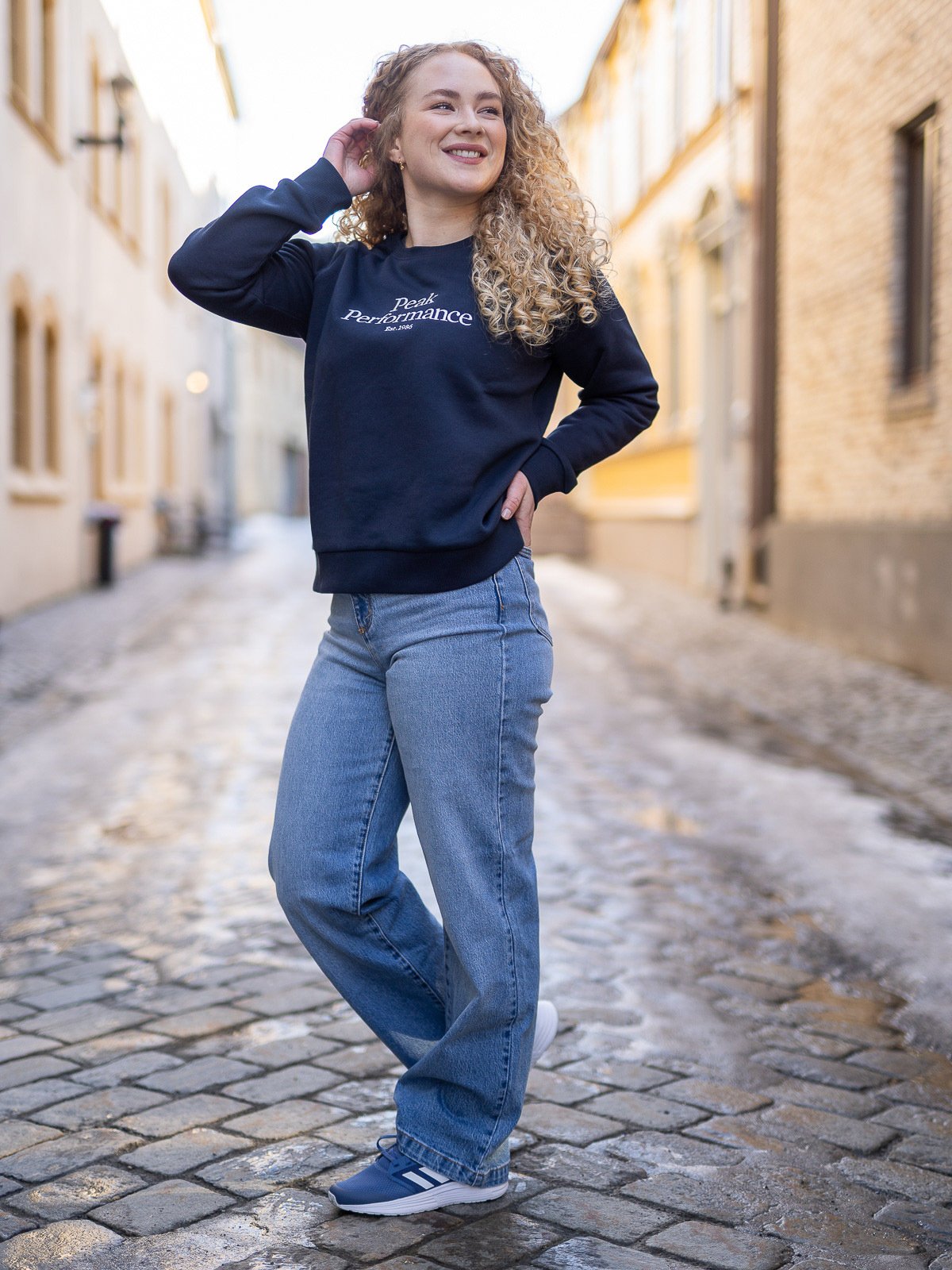 Peak Performance W Original Crew Blue Shadow