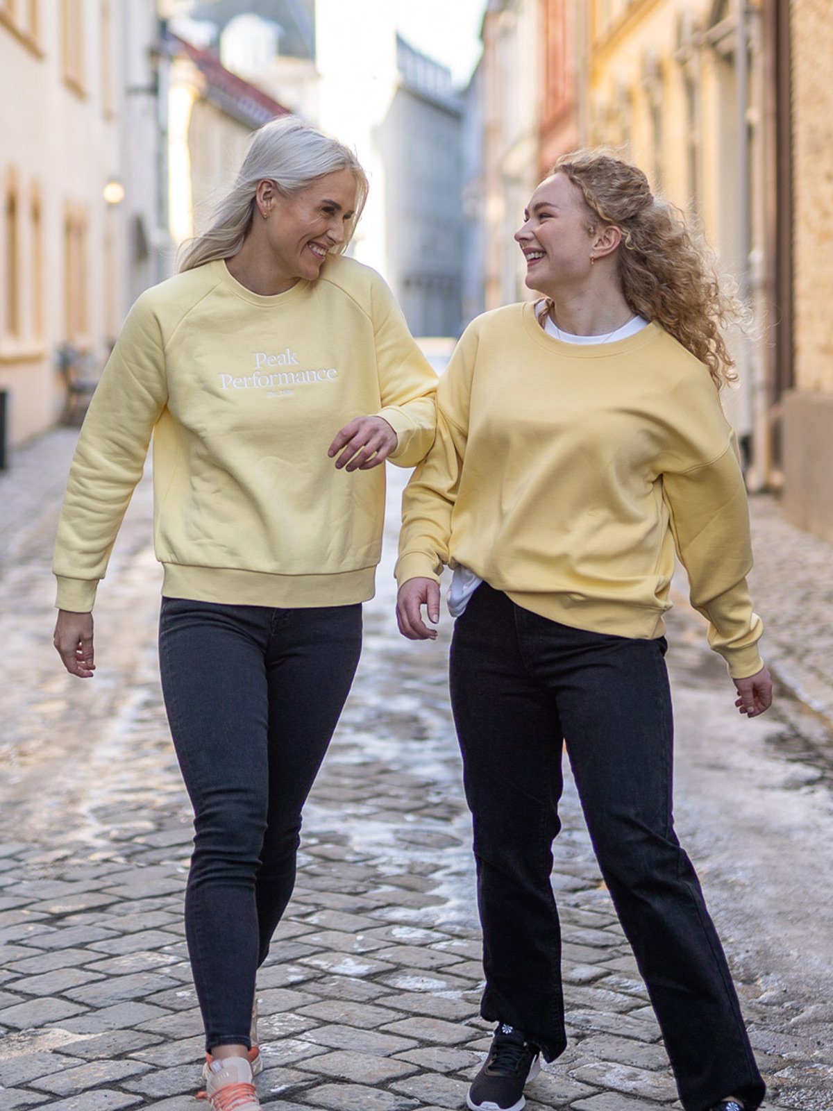 Peak Performance W Original Crew Buttery