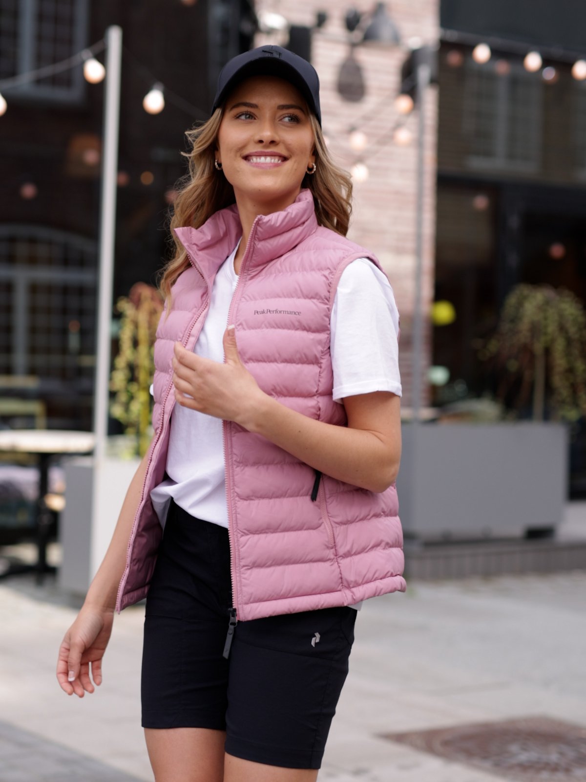 Peak Performance Insulated Vest Bitter Root