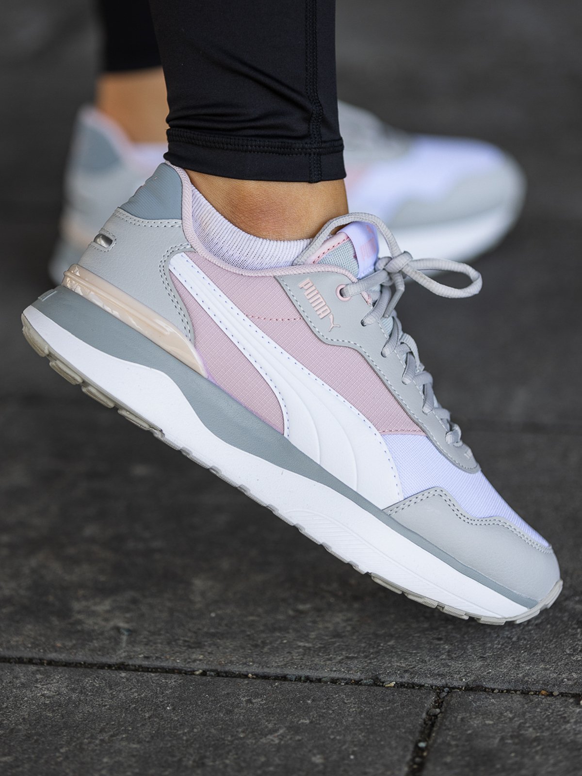 Puma R78 Voyage Gray Violet-White-Chalk Pink