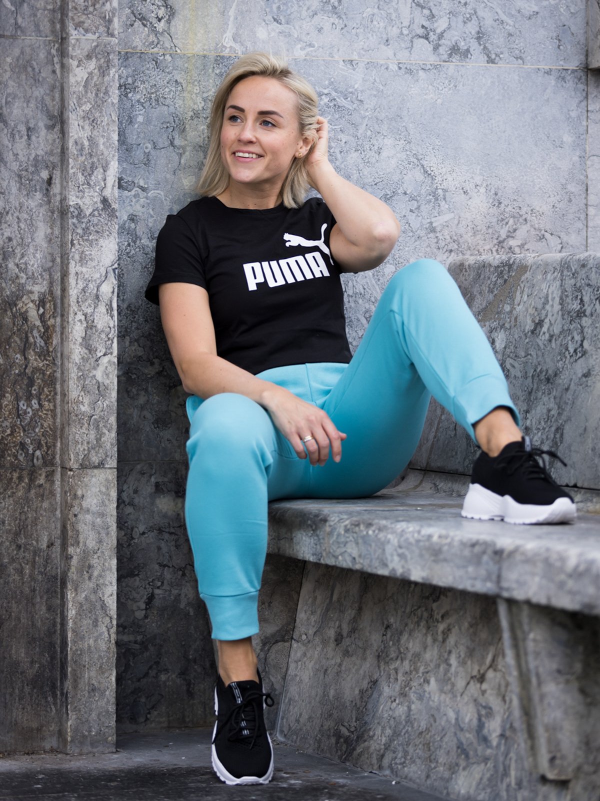 Puma Essentials Logo Tee Cotton Black
