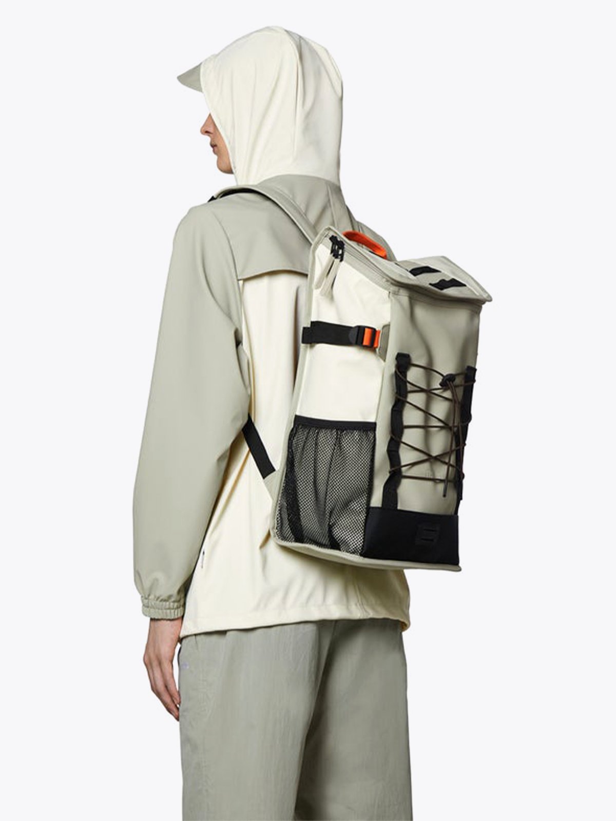 Rains Mountaineer Bag Fossil-Cement