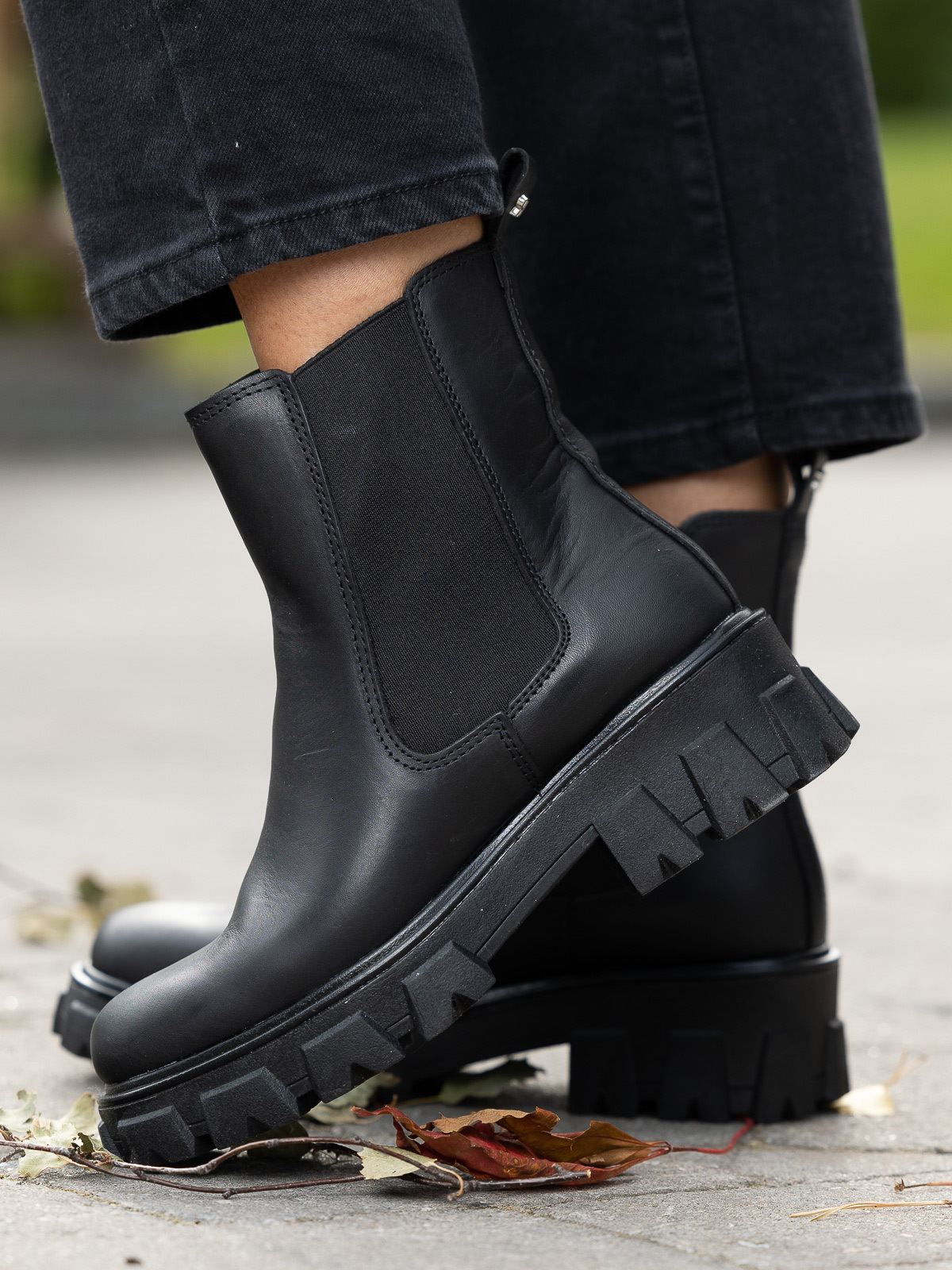 Roberto Rosso Leather Combat Chelsea Svart