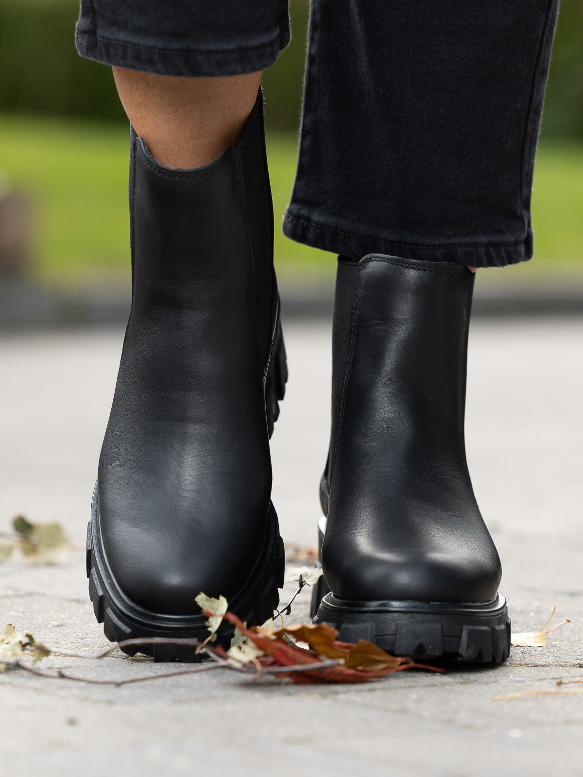 Roberto Rosso Leather Combat Chelsea Svart