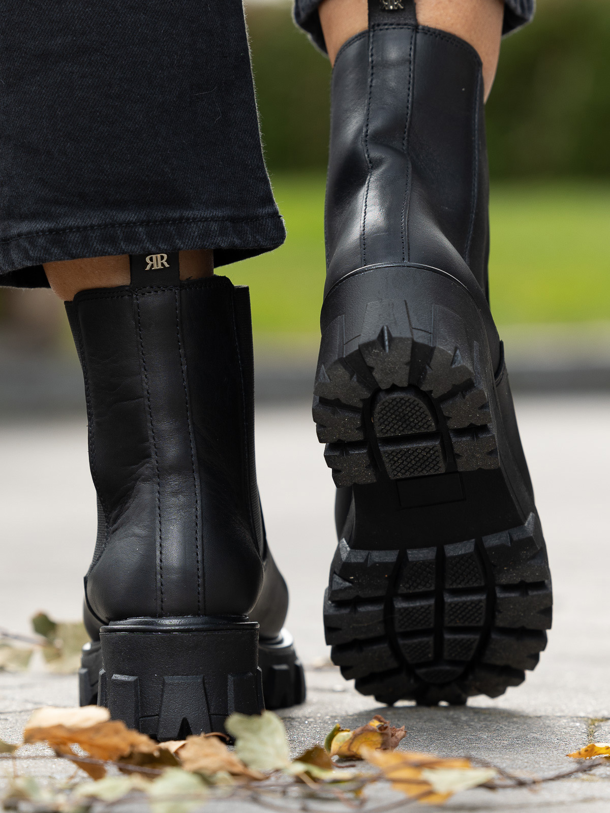 Roberto Rosso Leather Combat Chelsea Svart