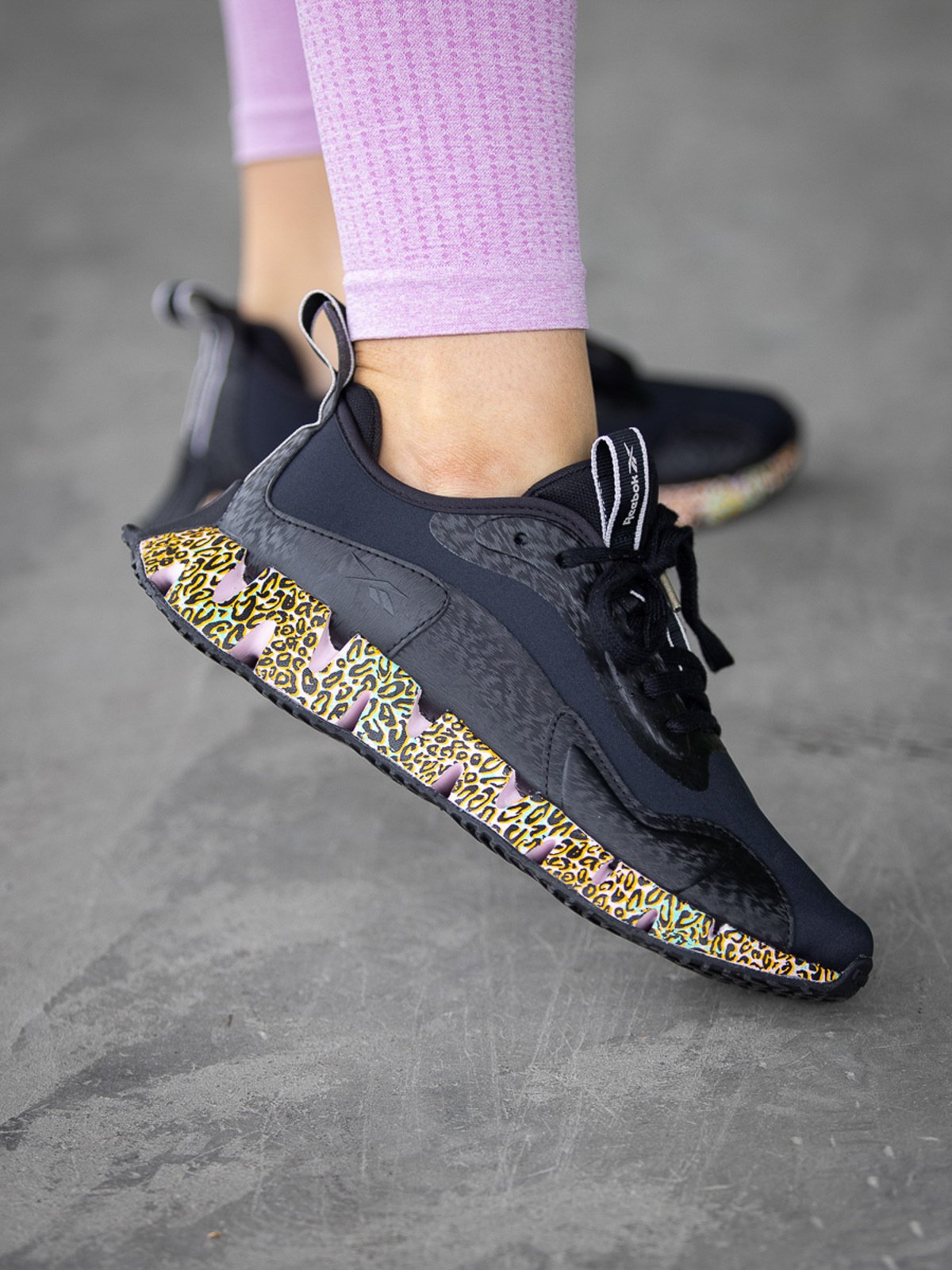 Reebok Reebok Zig Dynamica Core Black / Frost Berry / Quartz Met