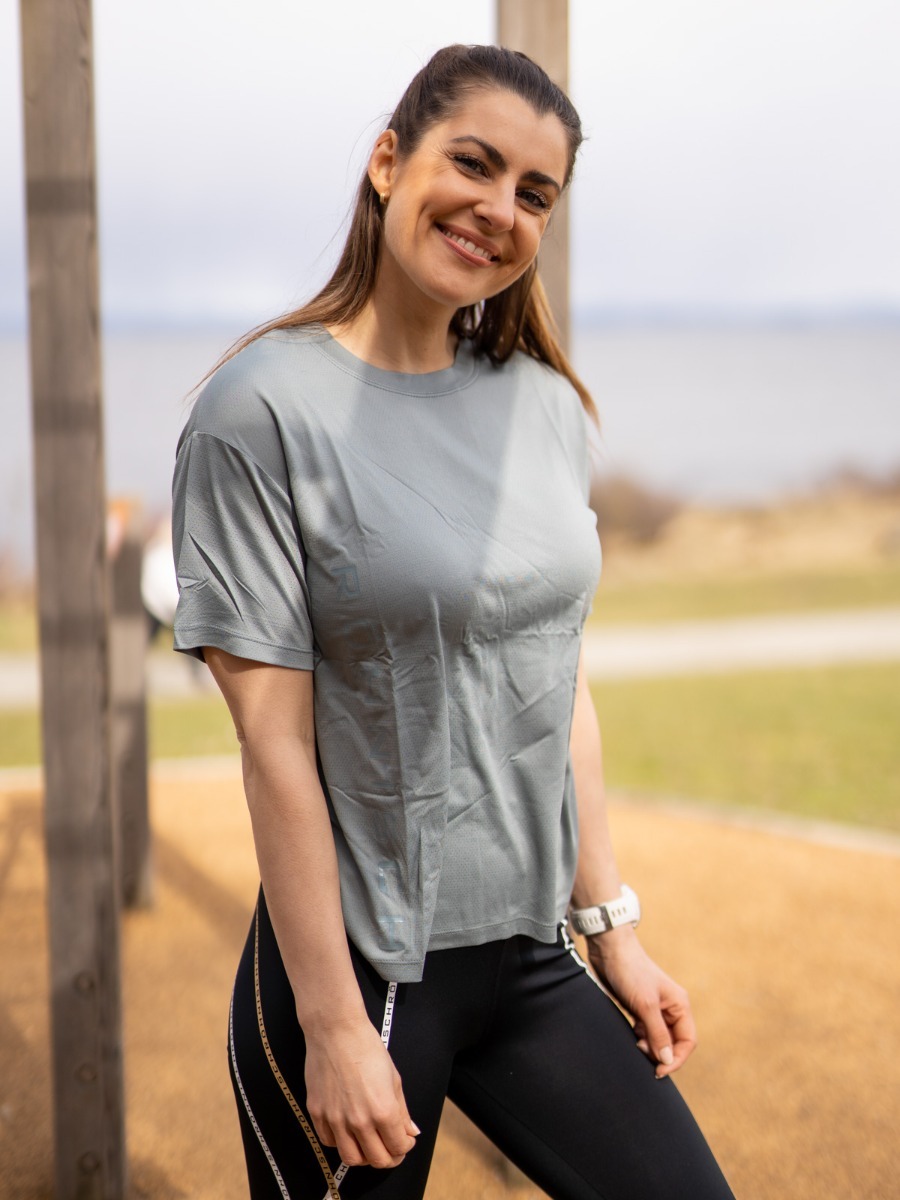 Röhnisch Röhnsich Ivy Loose Tee Stormy Sea