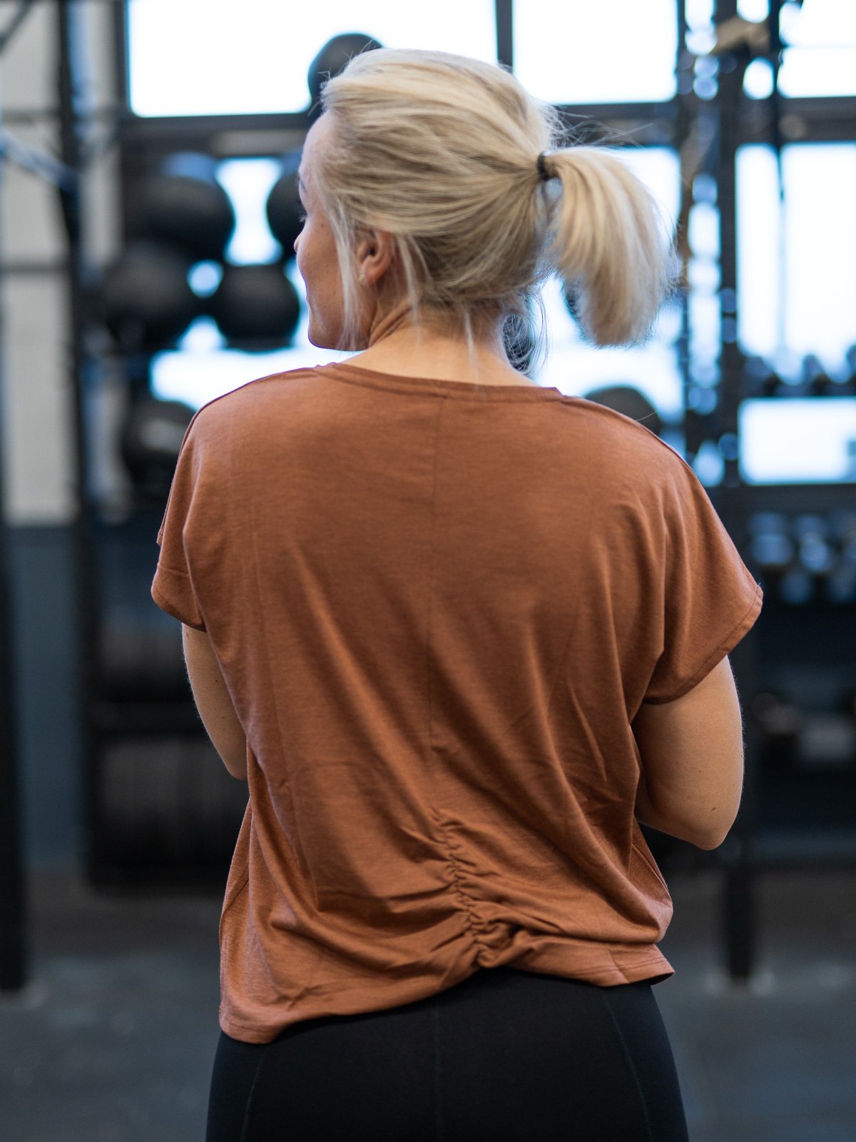 Röhnisch Split Back Tee Copper Brown