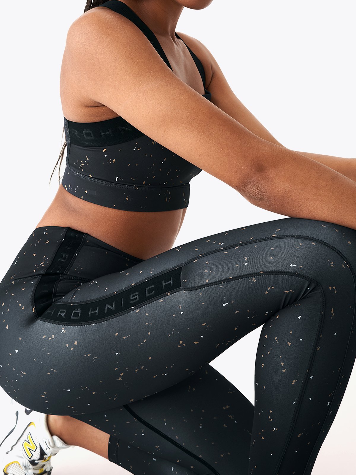 Röhnisch Kay High Waist Printed Thights Obsidian Micro Spot