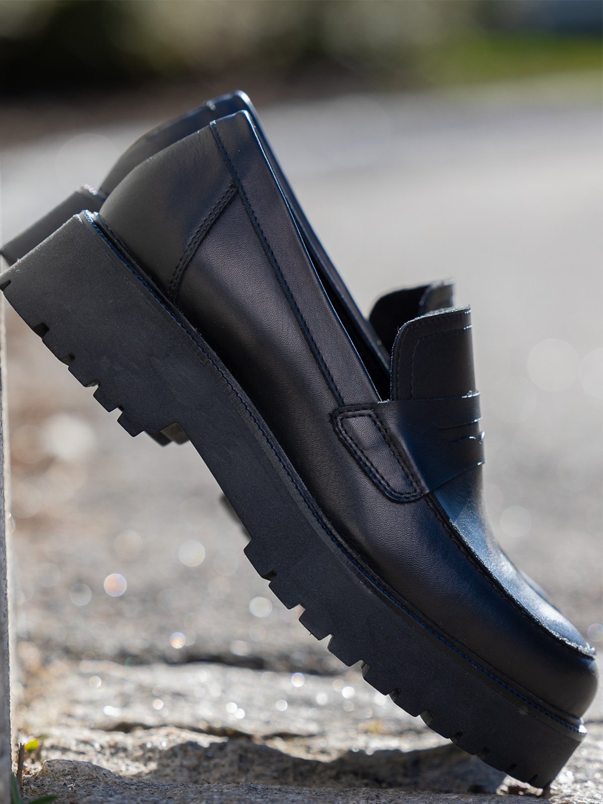 Roberto Rosso Roberto Rosso Mia Leather Loafer Black