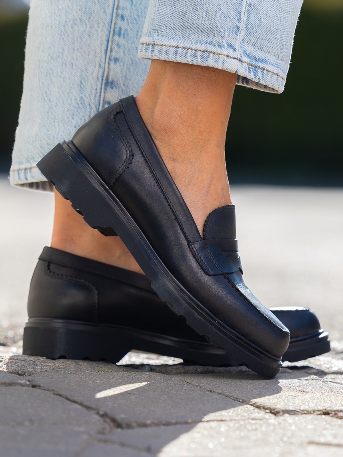 Roberto Rosso Roberto Rosso Sara Leather Loafer Black