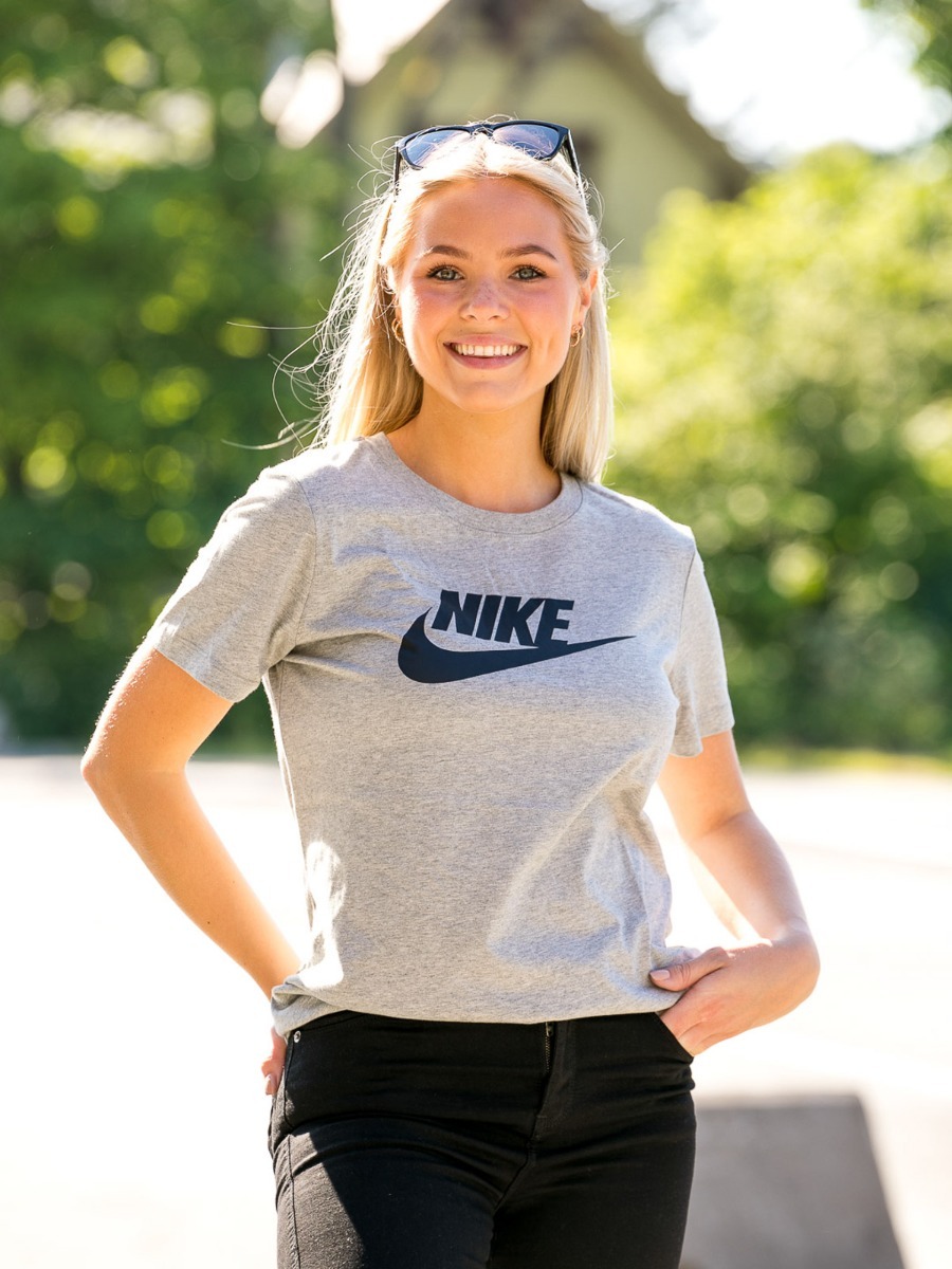 Nike Essential Tee Dark Grey Heather / Black