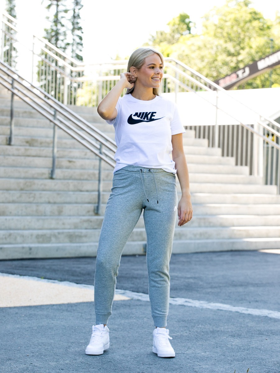 Nike Essential Tee White/ Black