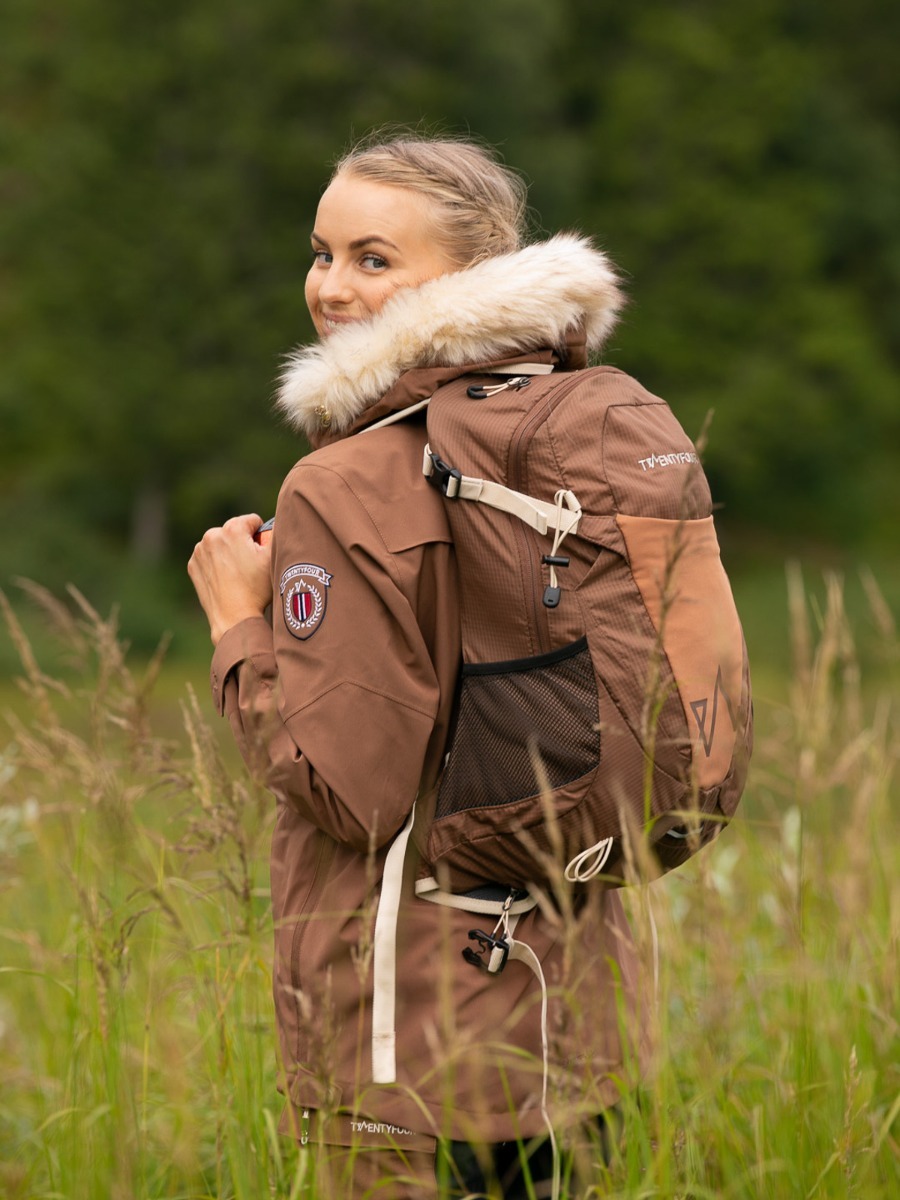 Twentyfour Flåm Ryggsekk 25L Nøttebrun