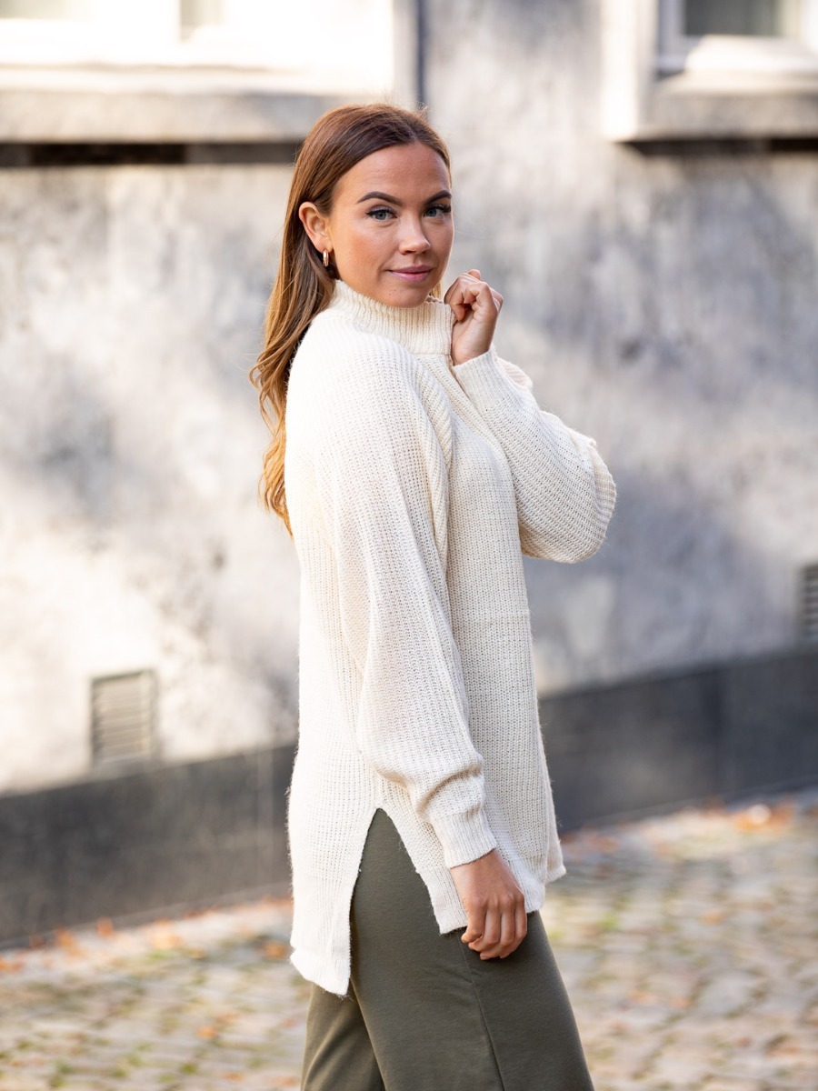 Ichi Marat Turtleneck Tapioca