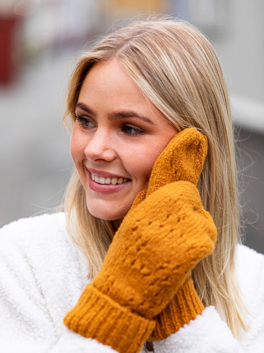 Twentyfour Mellow Strikkevott Mørk kamel