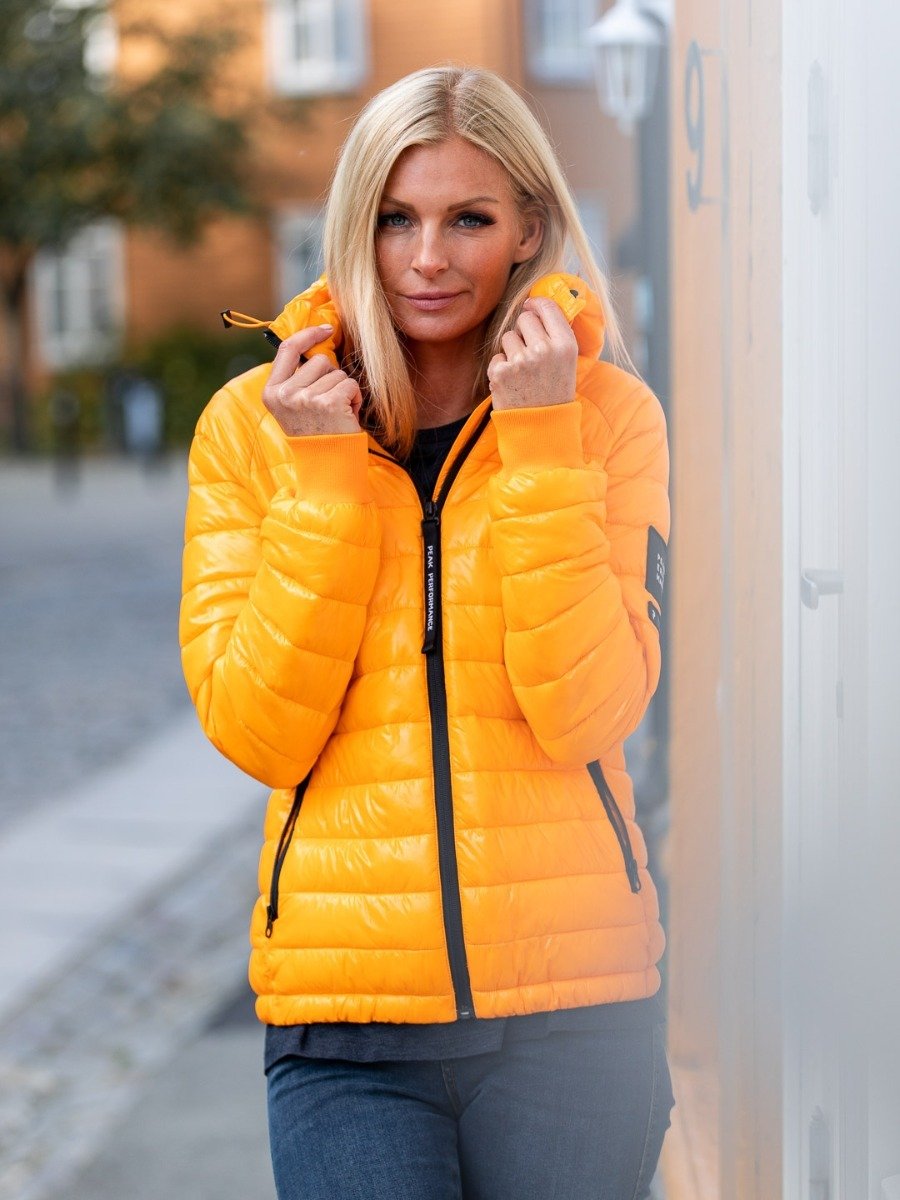 Peak Performance Tomic Light Hood Jacket Explorange