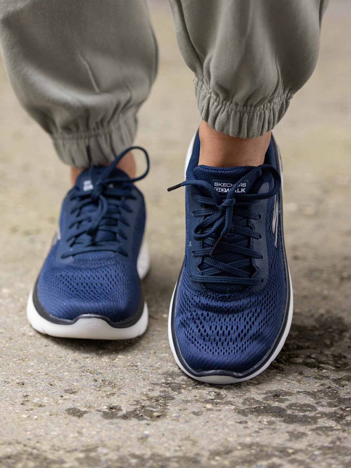 Skechers GoWalk Hyper burst Navy White