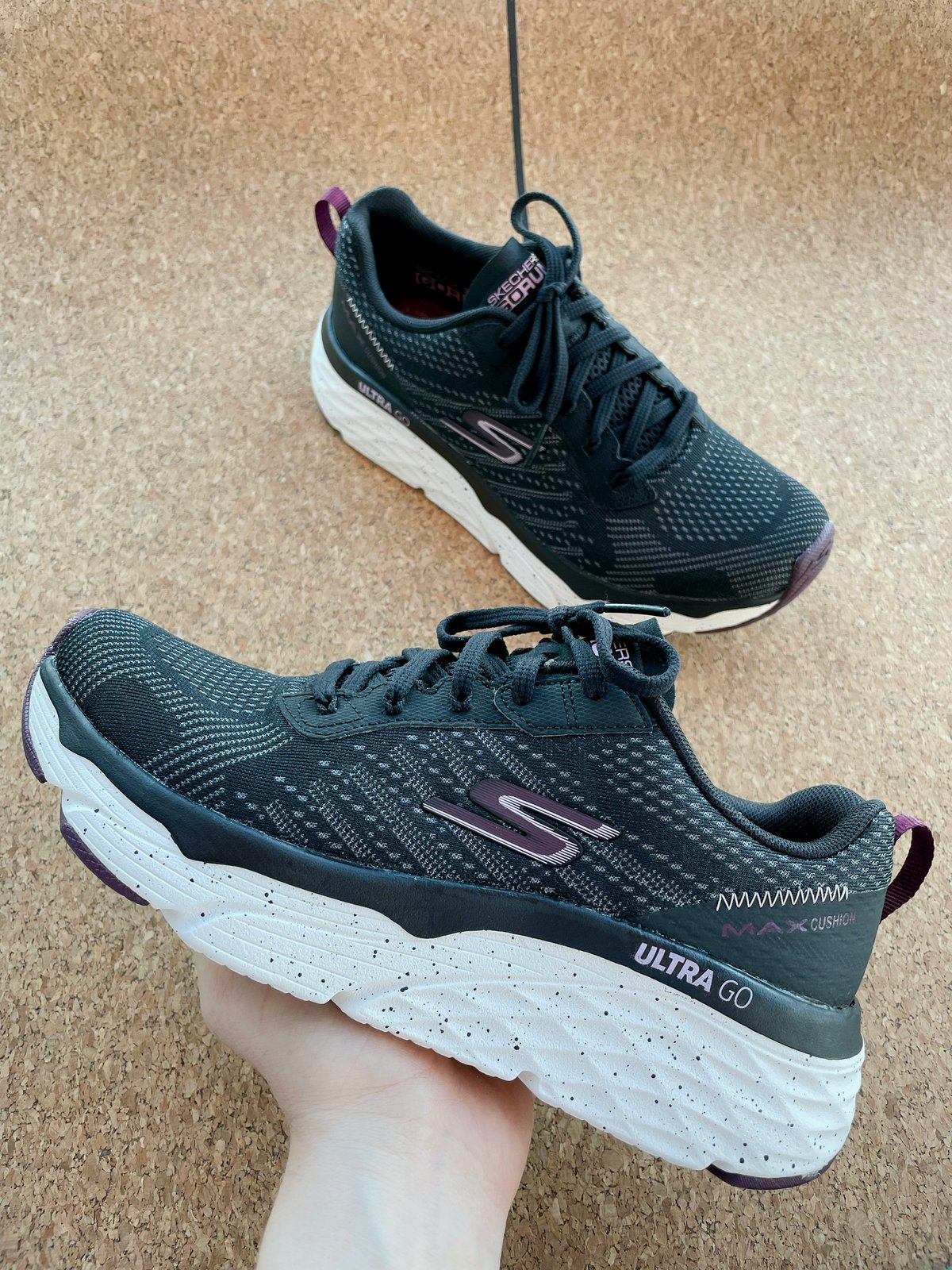 Skechers Max Cushioning Elite Black/ White