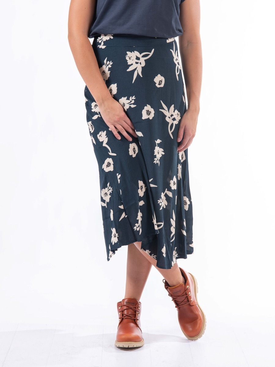 Ichi Bessin Skirt Total eclipse