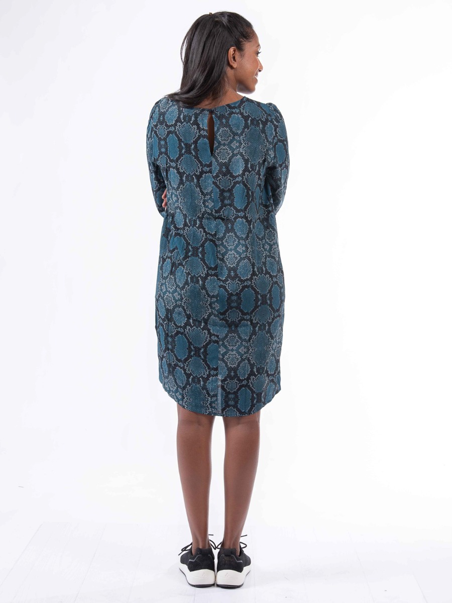 Ichi Basja Dress Reflecting Pond