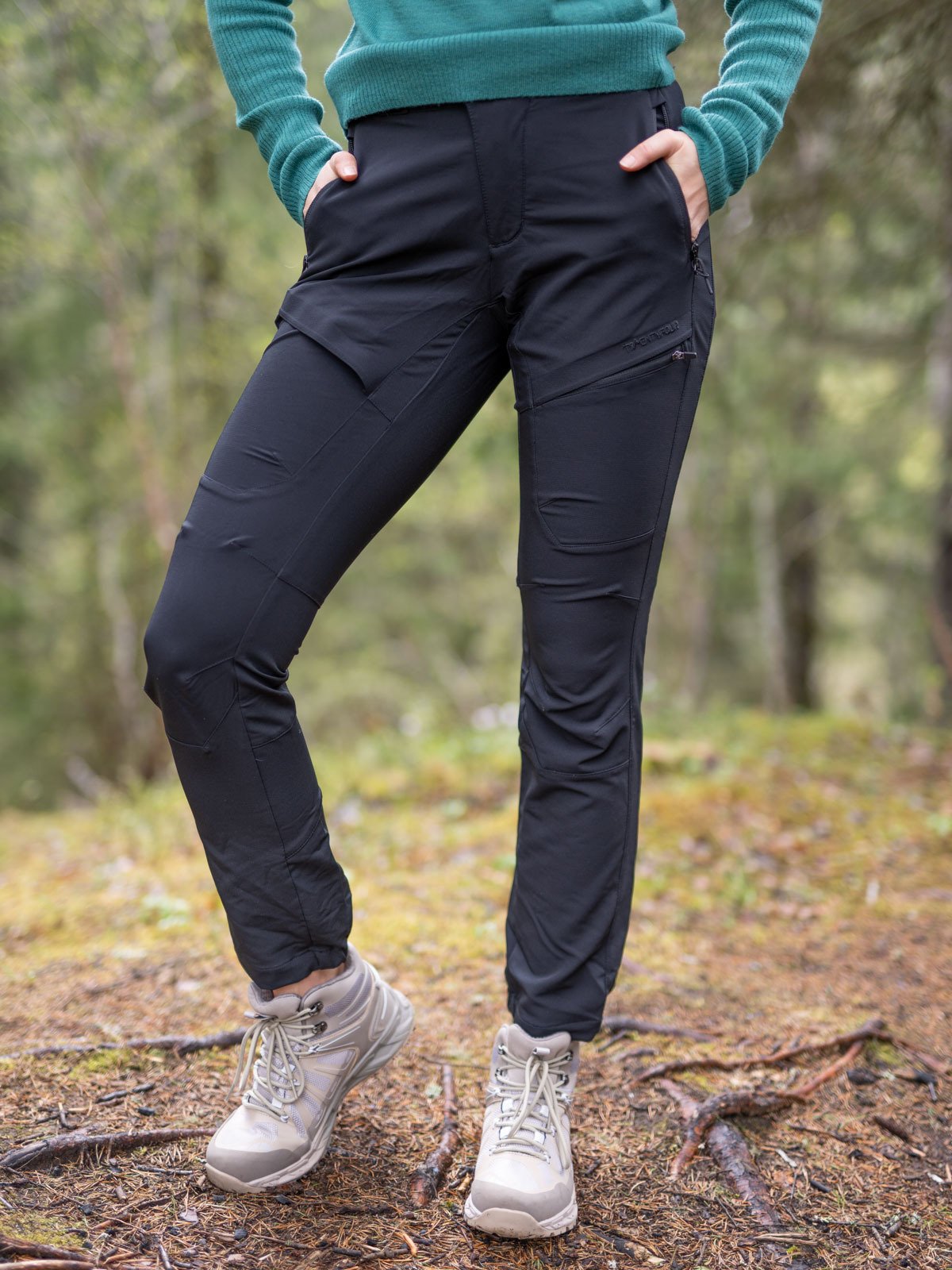 Twentyfour Flåm Light Softshell Bukse Skyggesort