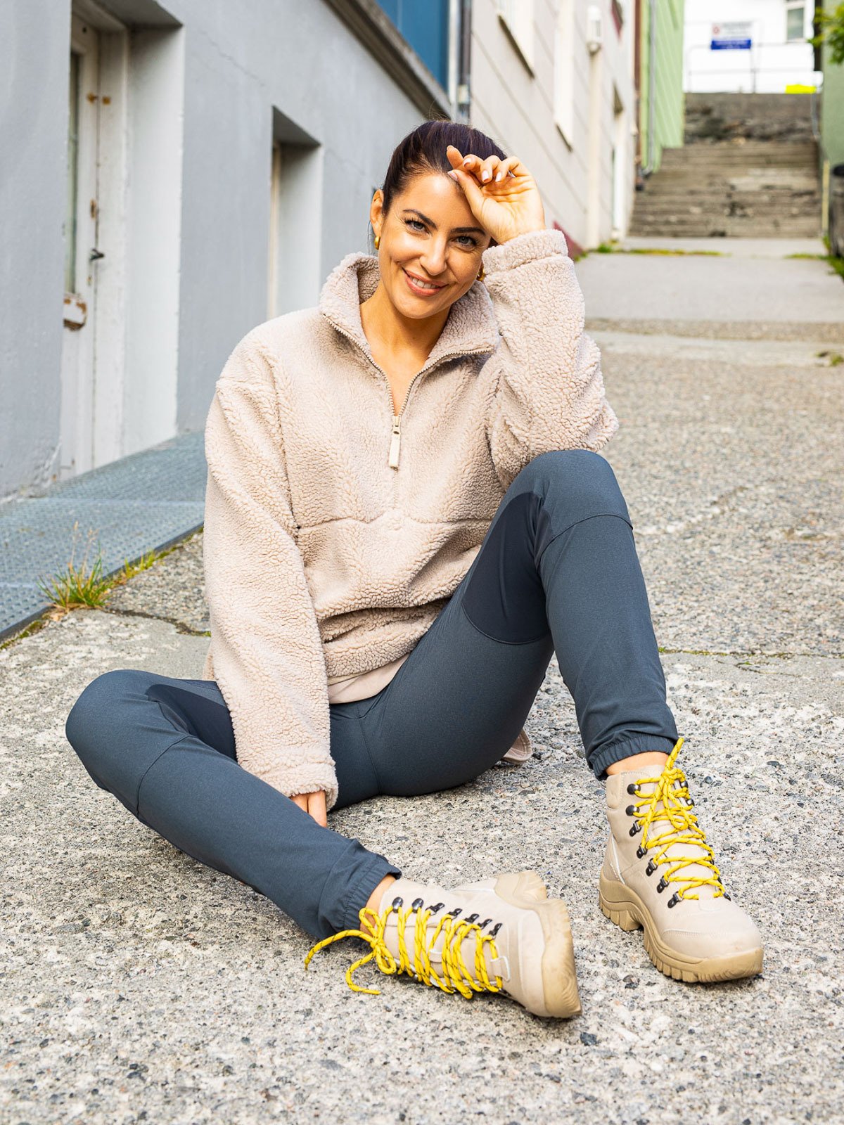 Twentyfour Mellow Pile Half Zip Lys Beige - Get Inspired Exclusive Collection