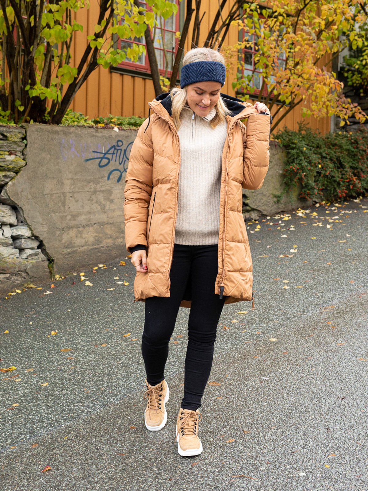 Twentyfour Finse Dalen Pannebånd Blekkblå