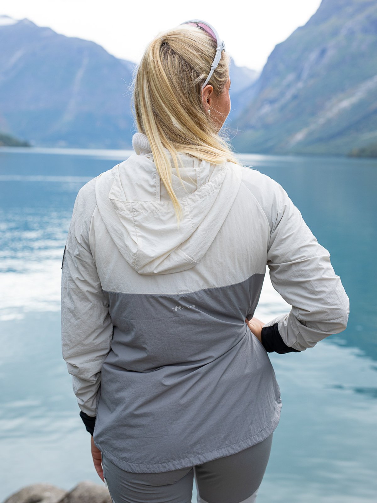 Twentyfour Flåm Light Anorakk Hvit