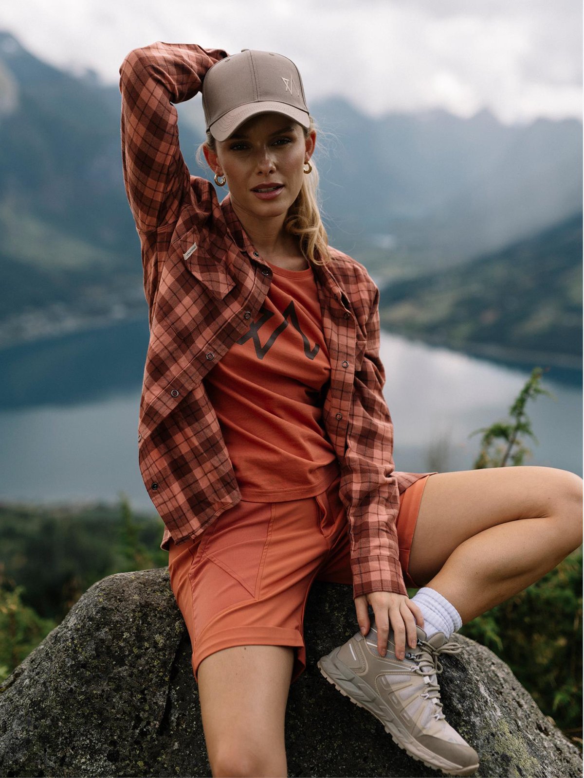 Twentyfour 1222 Hike Skjorte Aprikos