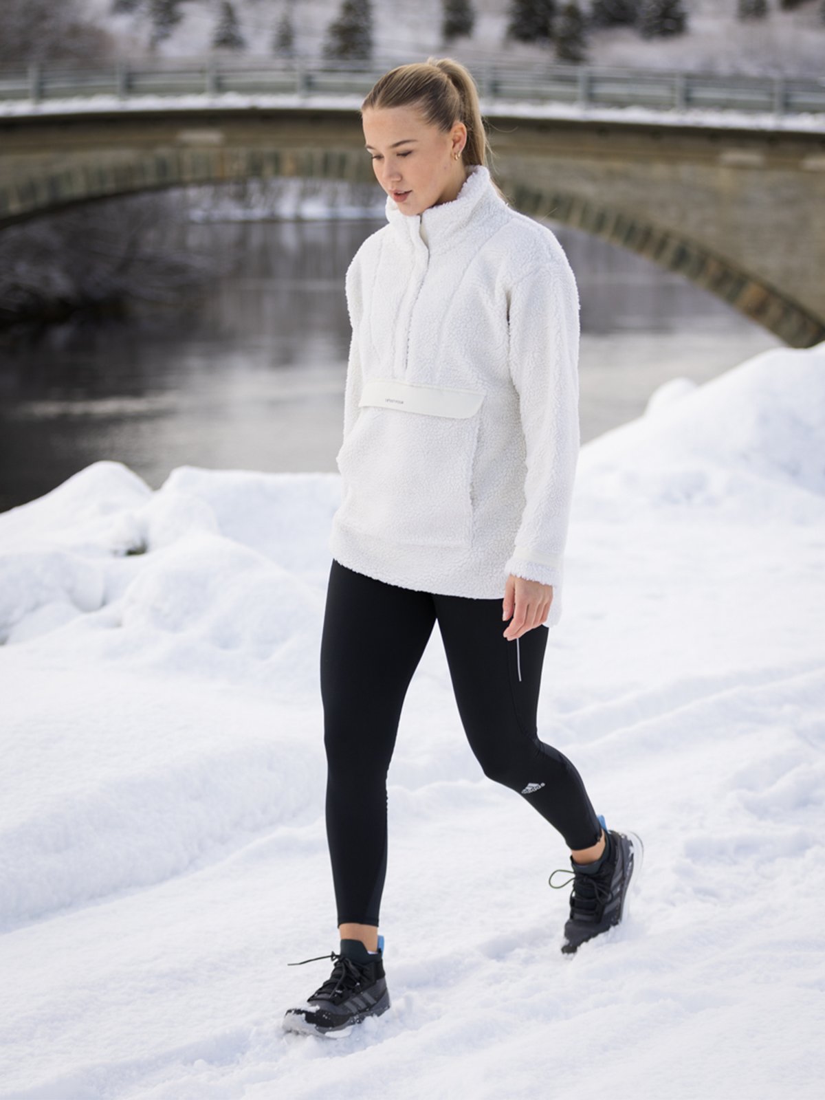 Twentyfour Mellow Pile Genser Krem