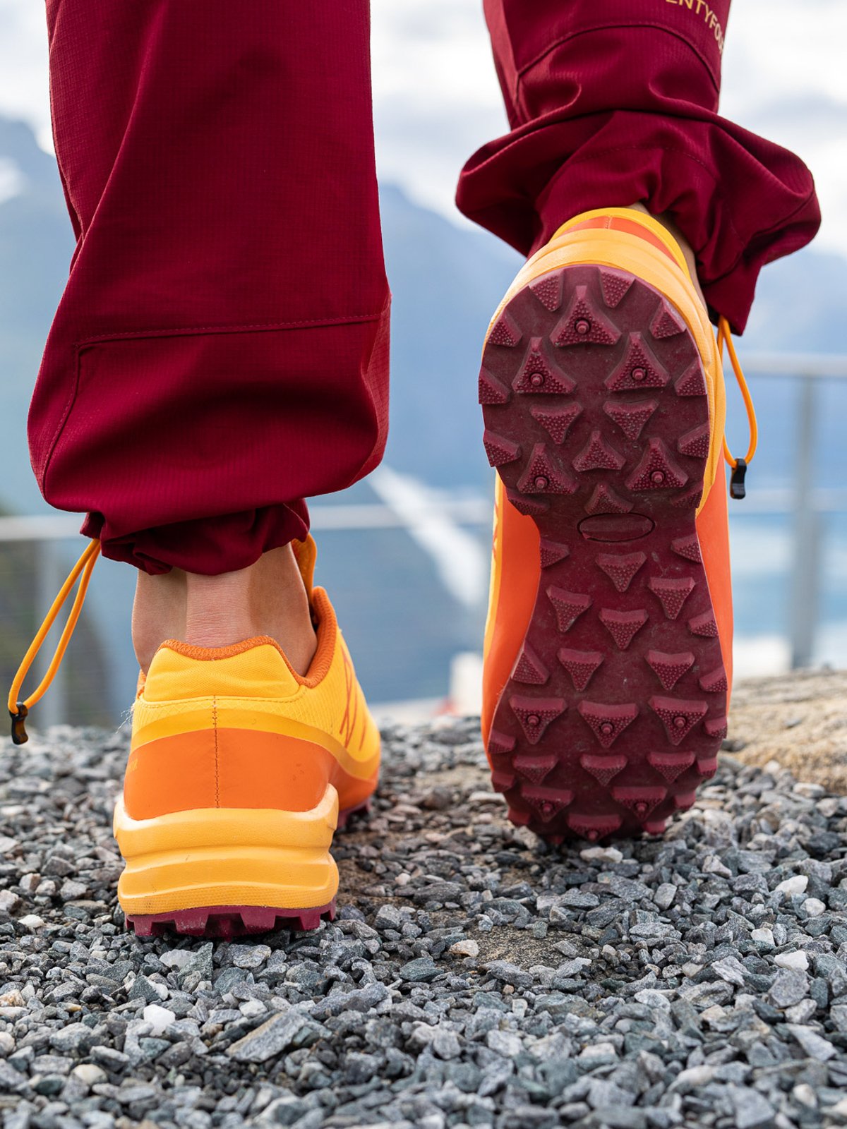 Twentyfour Loen Trail Jogger Okergul