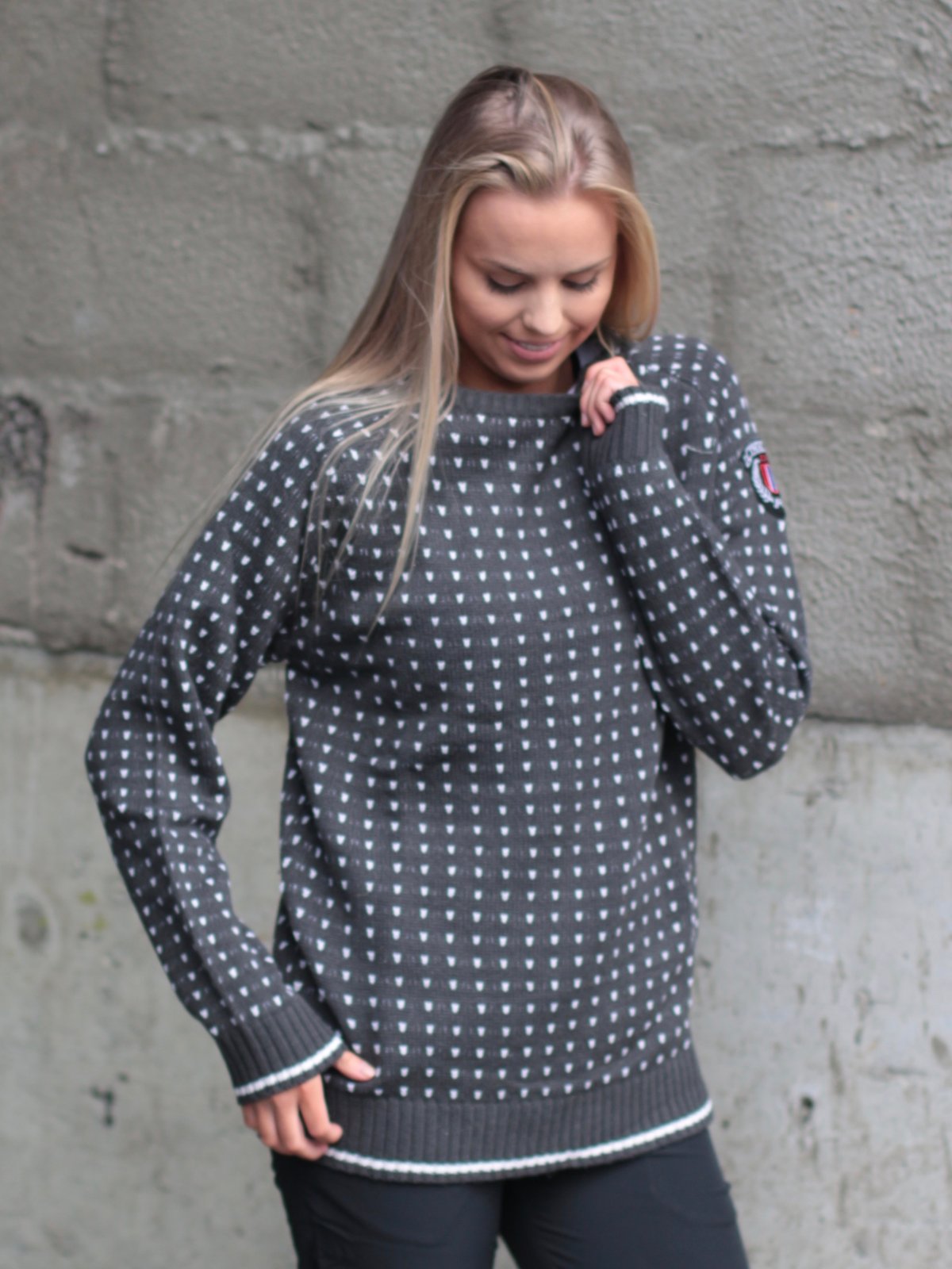 Twentyfour Finse Strikkegenser Antrasitt