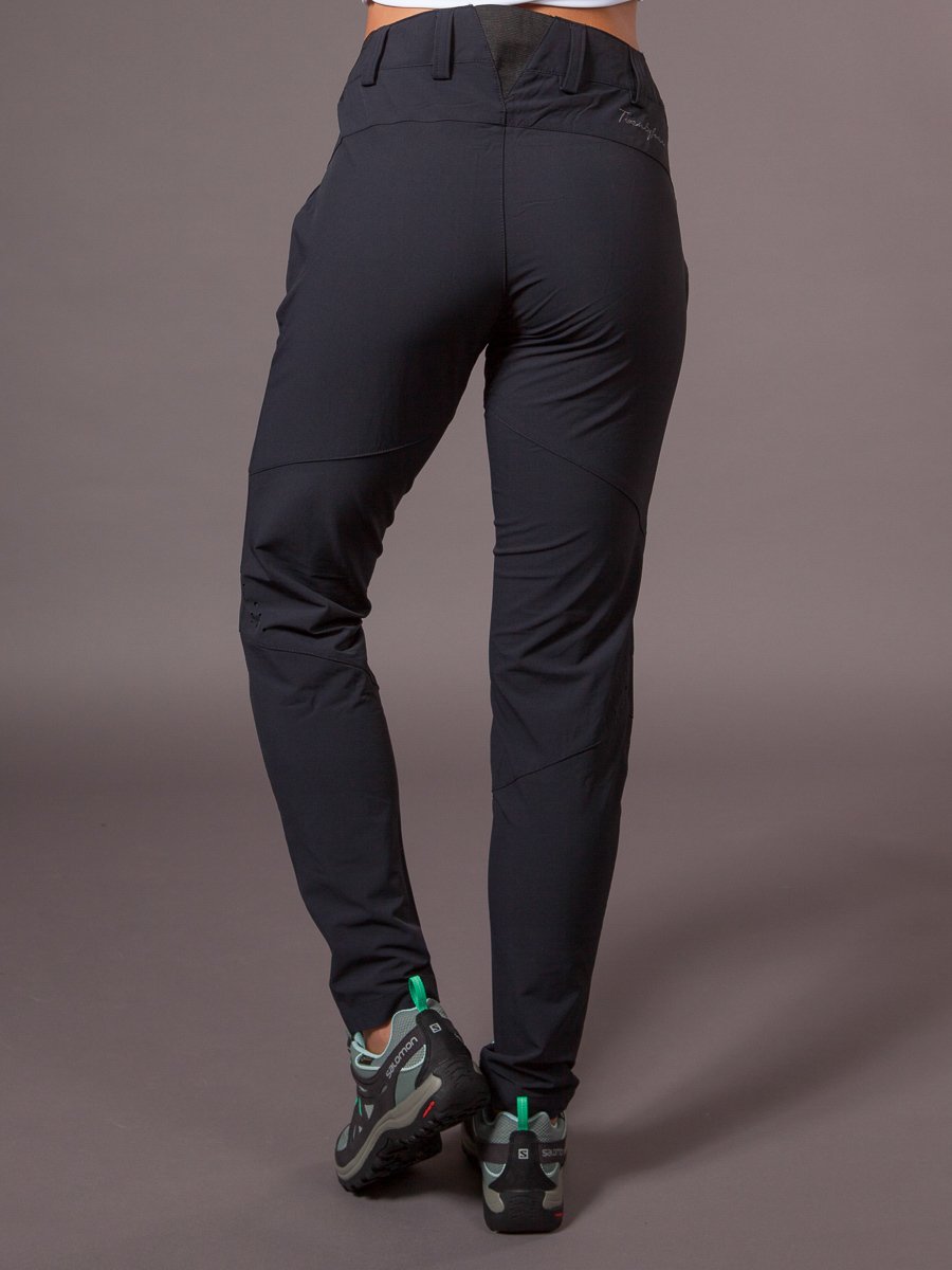 Twentyfour Oslo St Bukse Blåsort