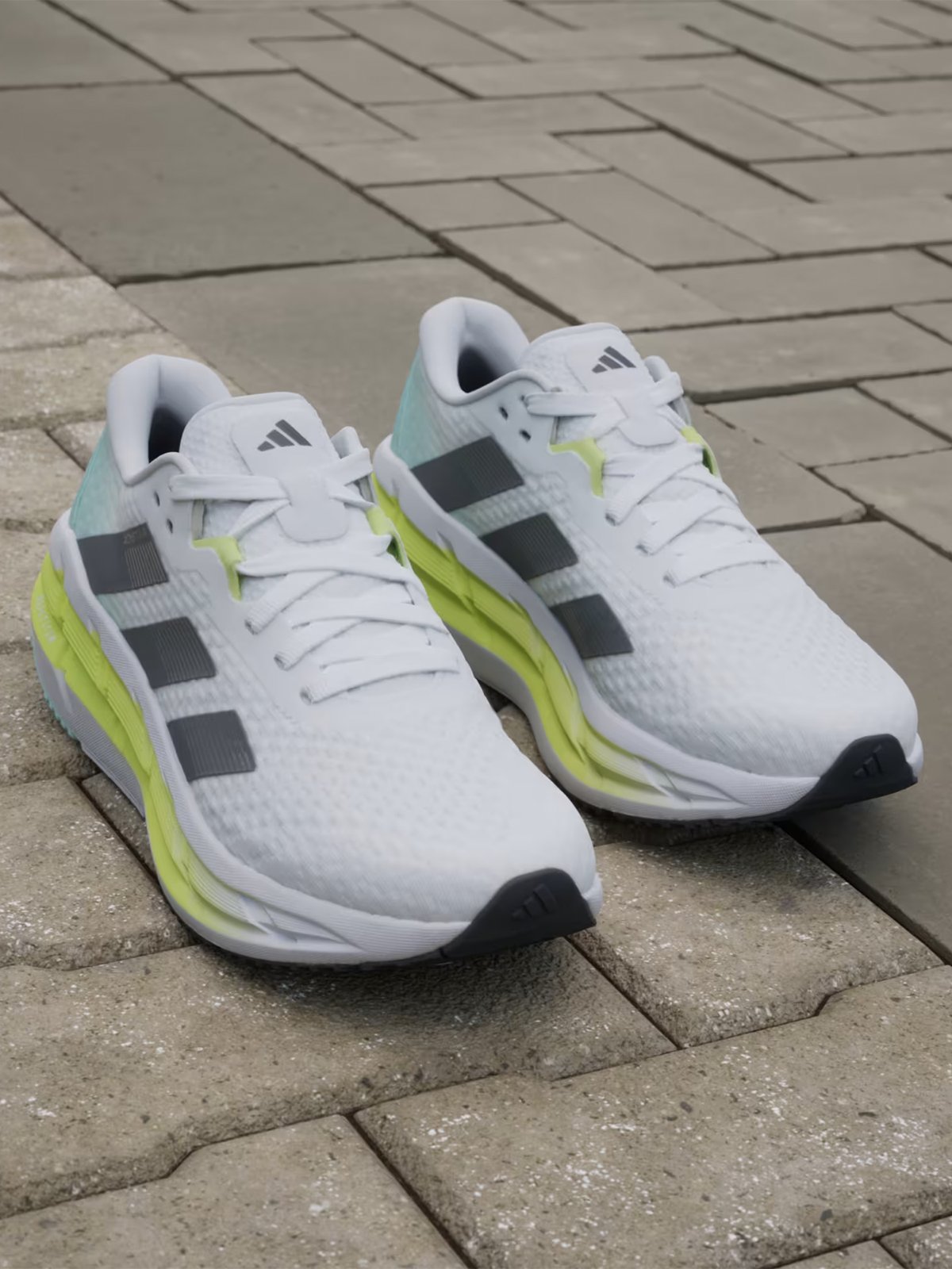 adidas Adistar 3 Cloud White / Core Black / Pulse Lime