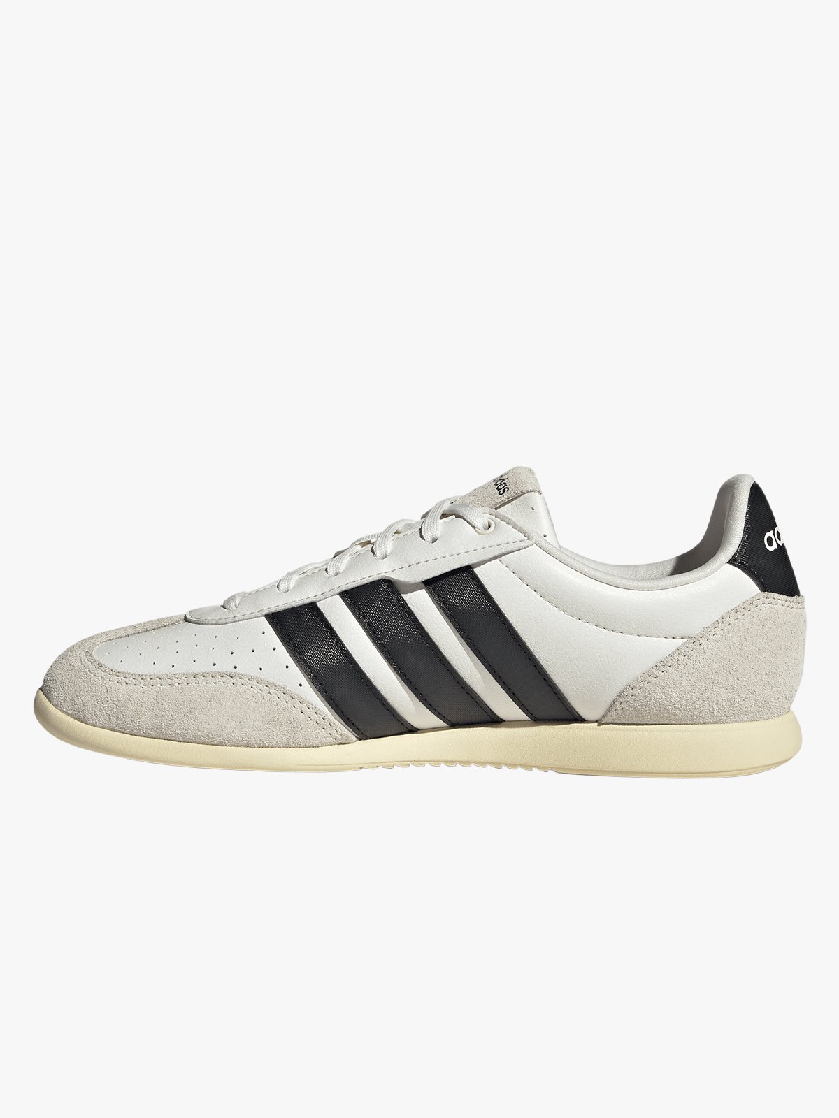 adidas Barreda Low Cwhite / Cblack / Warvan
